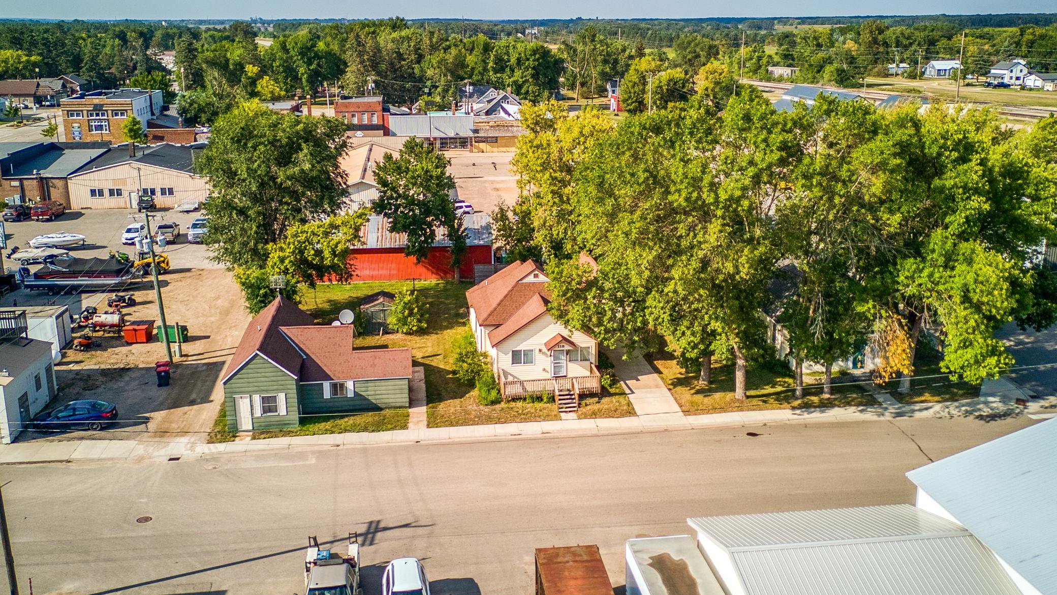 1890 single family home for sale at 118 E Colfax Street in Parkers Prairie, MN — 2 bed, 1 bath (photo 8 of 50)
