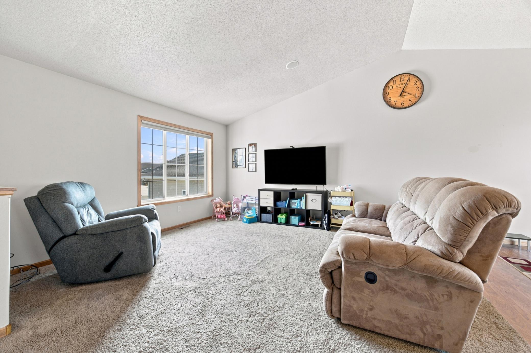 2013 twin home for sale at 3542 23rd Avenue S in Moorhead, MN — 3 bed, 2 bath (photo 11 of 27)
