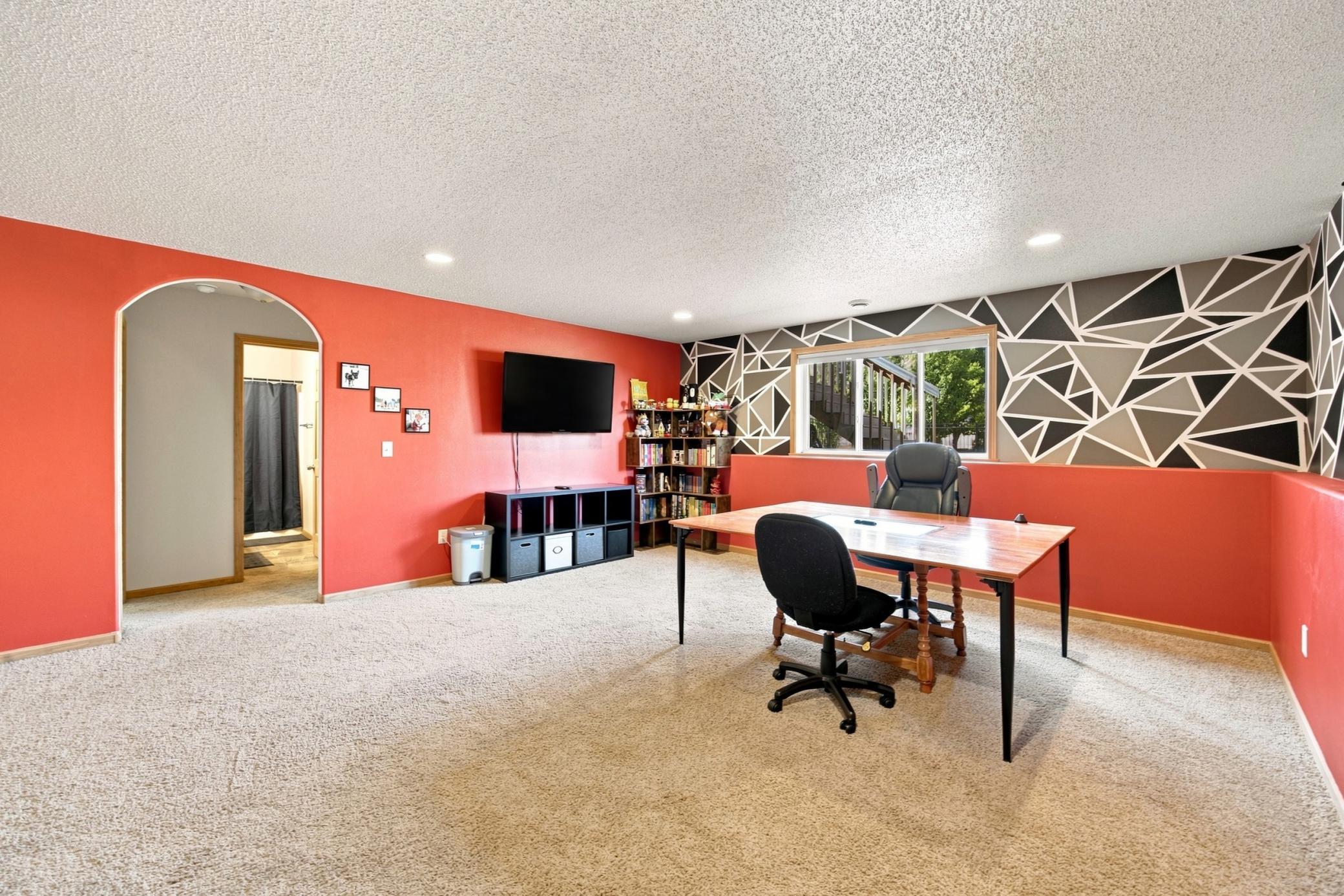 2013 twin home for sale at 3542 23rd Avenue S in Moorhead, MN — 3 bed, 2 bath (photo 22 of 27)