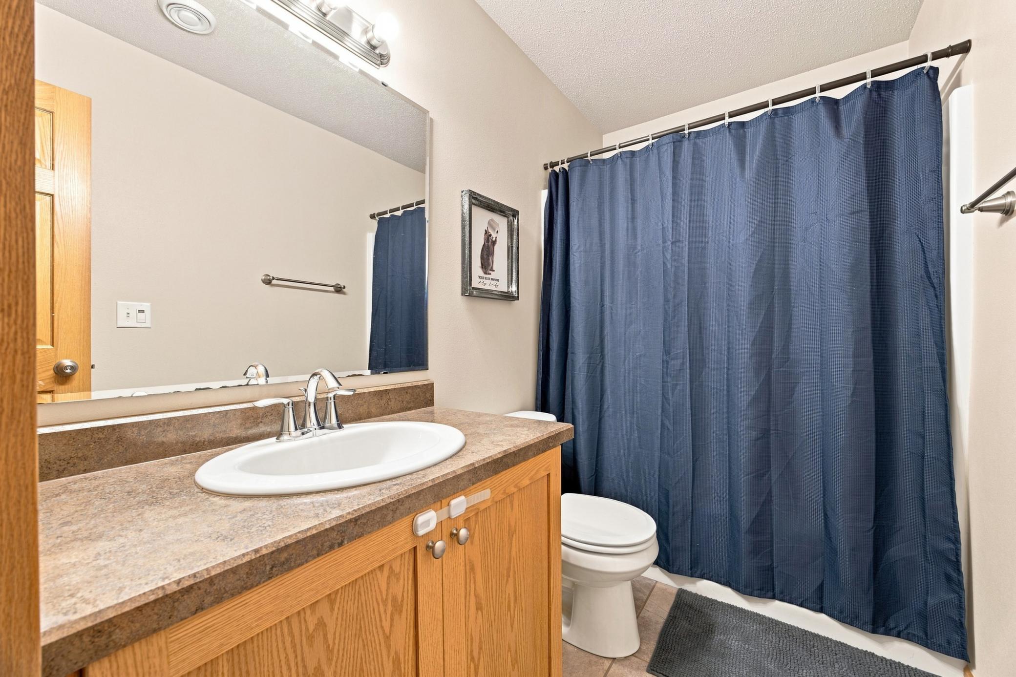 2013 twin home for sale at 3542 23rd Avenue S in Moorhead, MN — 3 bed, 2 bath (photo 23 of 27)