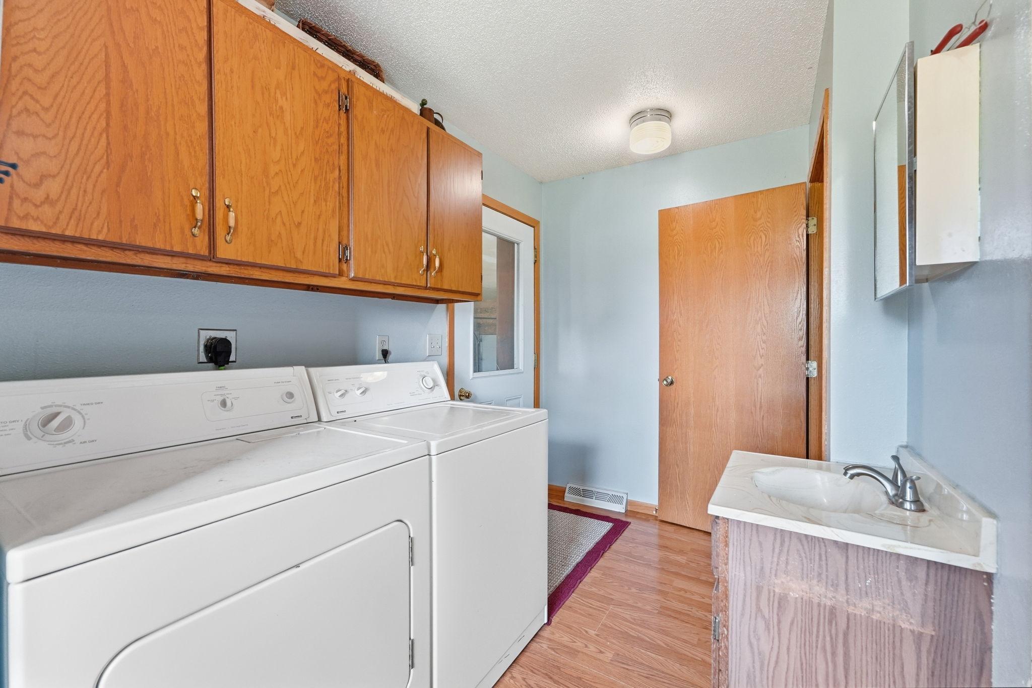1985 single family home for sale at 26129 294th Street in Browerville, MN — 3 bed, 2 bath (photo 16 of 50)
