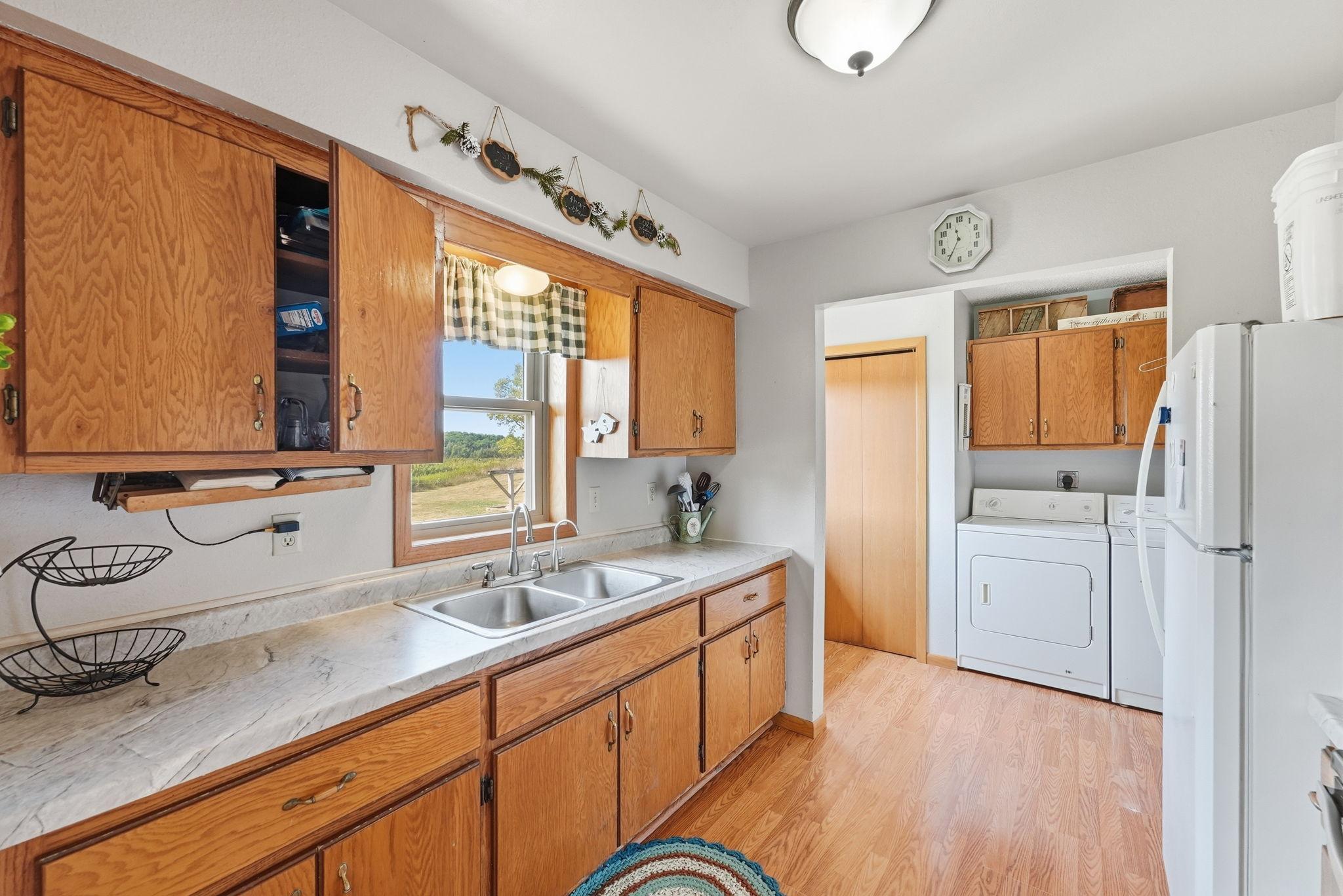 1985 single family home for sale at 26129 294th Street in Browerville, MN — 3 bed, 2 bath (photo 20 of 50)
