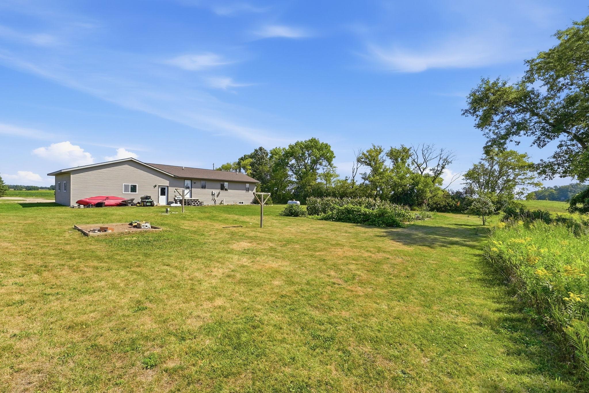 1985 single family home for sale at 26129 294th Street in Browerville, MN — 3 bed, 2 bath (photo 44 of 50)
