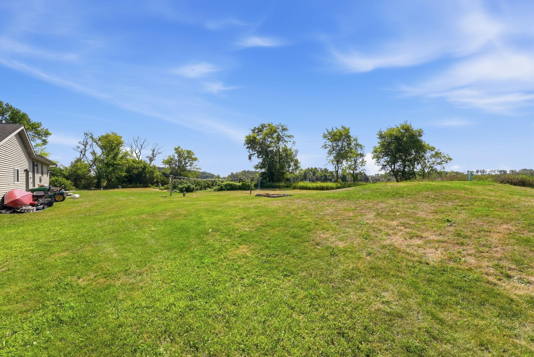 1985 single family home for sale at 26129 294th Street in Browerville, MN — 3 bed, 2 bath (photo 45 of 50)
