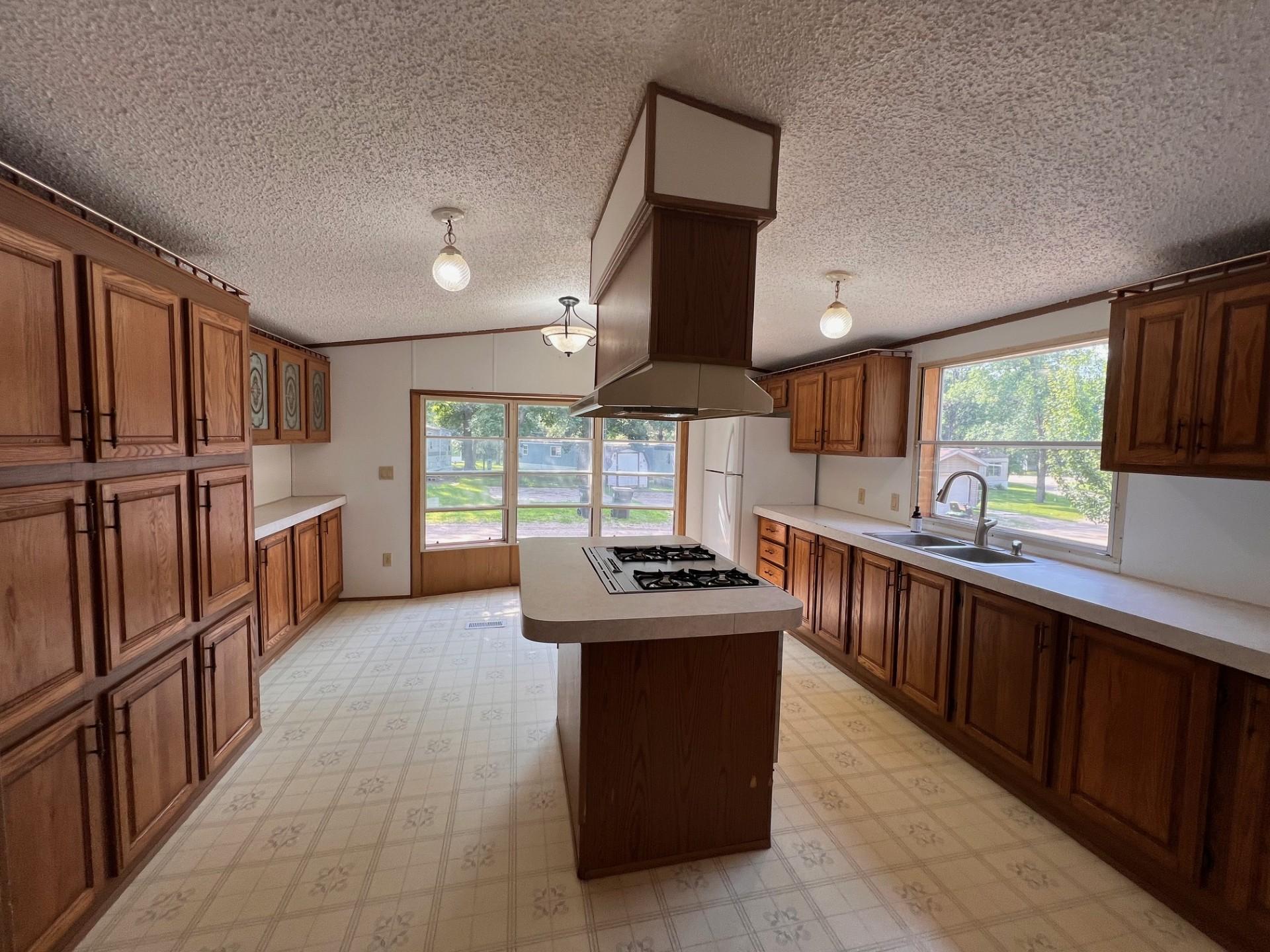 1993 single family home for sale at 3720 County Road 40 NW, Unit 5 in Garfield, MN — 2 bed, 2 bath (photo 4 of 13)