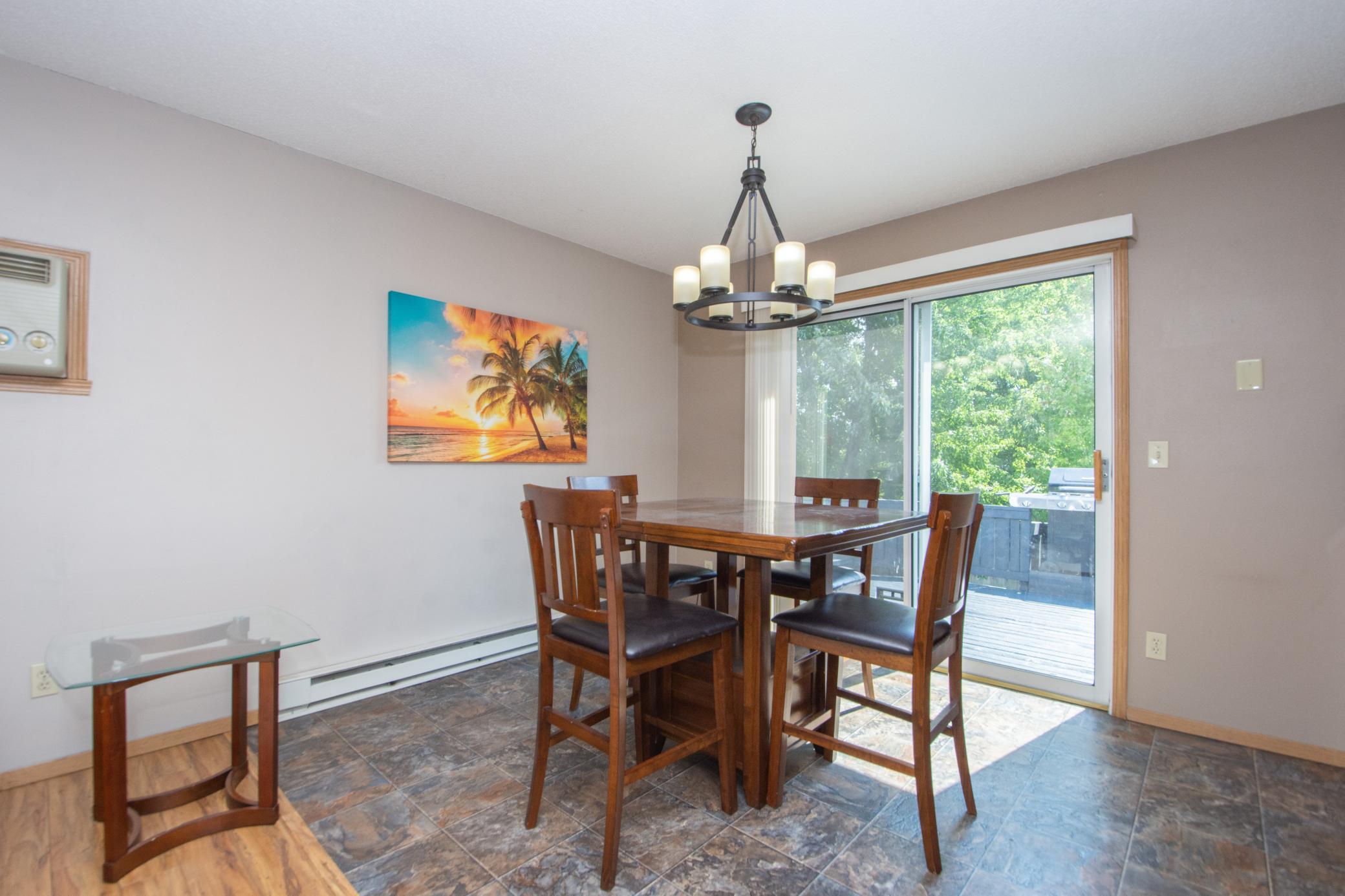 1999 single family home for sale at 5118 7th Lane S in Fargo, ND — 4 bed, 2 bath (photo 11 of 33)