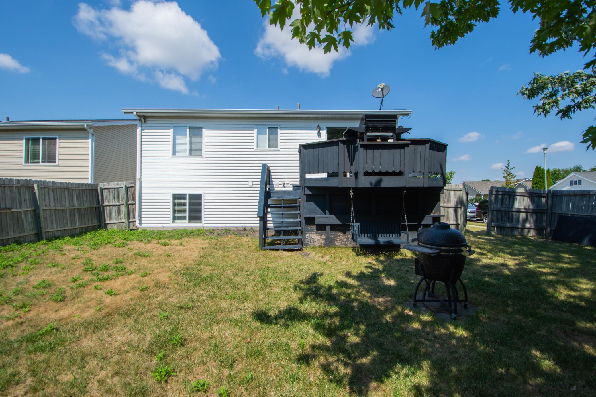 1999 single family home for sale at 5118 7th Lane S in Fargo, ND — 4 bed, 2 bath (photo 33 of 33)