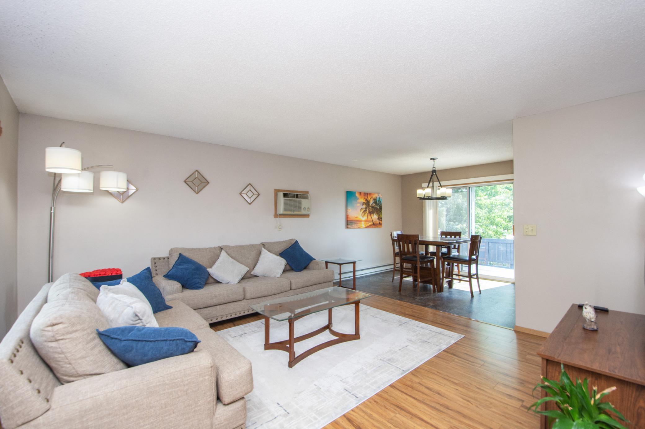 1999 single family home for sale at 5118 7th Lane S in Fargo, ND — 4 bed, 2 bath (photo 6 of 33)