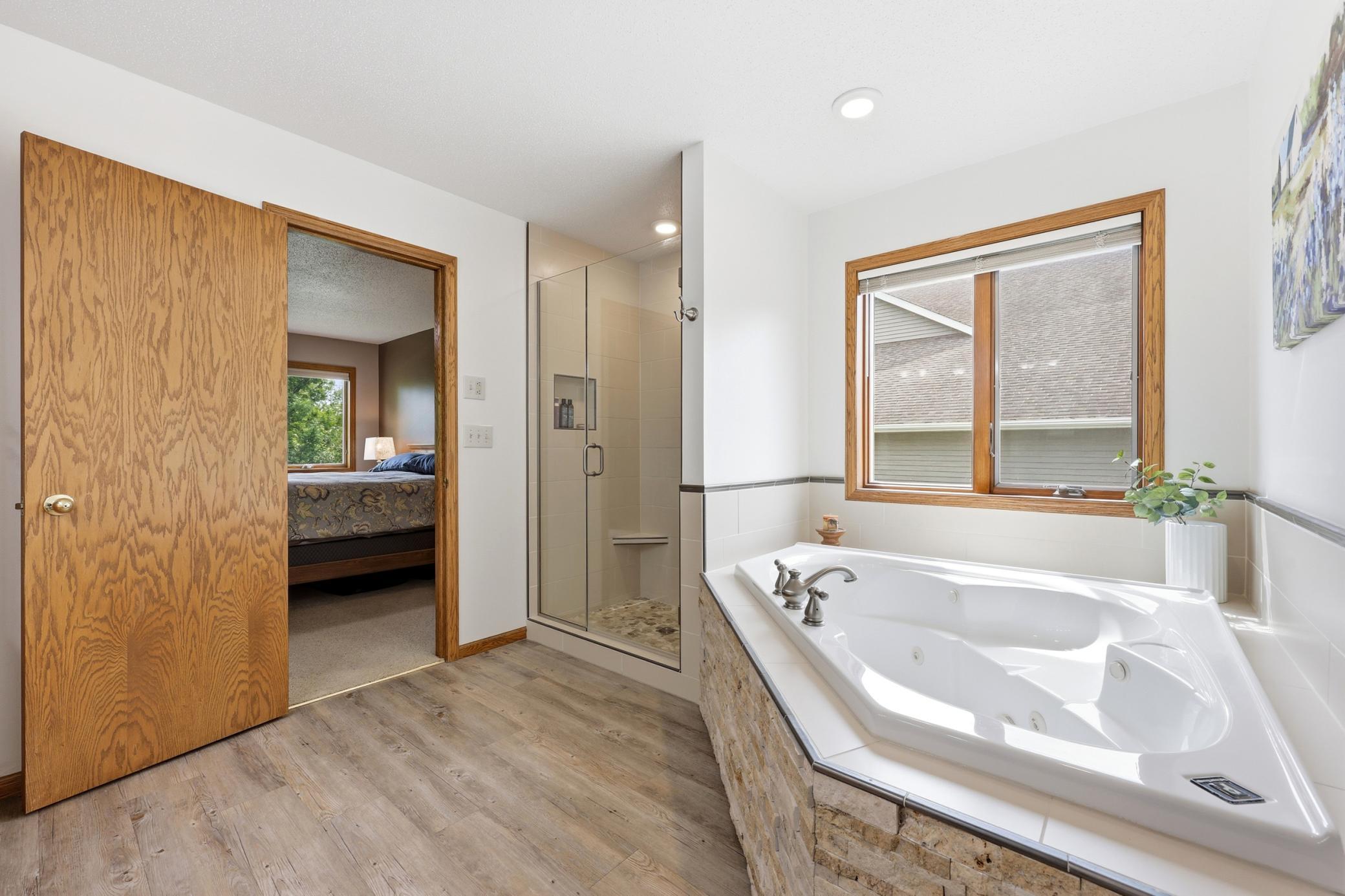 1990 single family home for sale at 2608 25th Avenue S in Fargo, ND — 4 bed, 3 bath (photo 21 of 51)