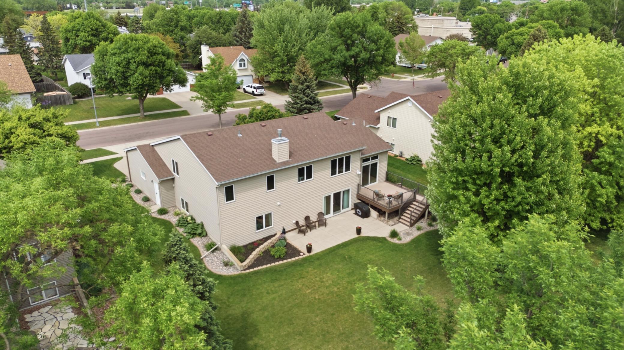 1990 single family home for sale at 2608 25th Avenue S in Fargo, ND — 4 bed, 3 bath (photo 47 of 51)