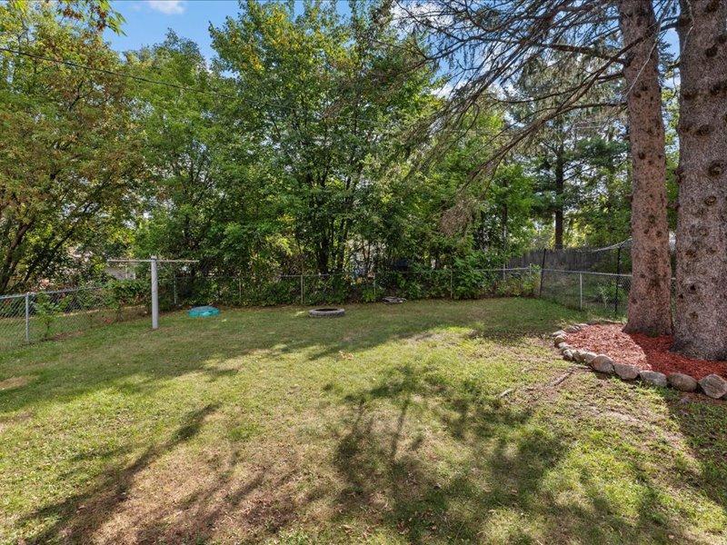 1949 single family home for sale at 1309 S 7th Street in Brainerd, MN — 3 bed, 1 bath (photo 22 of 26)