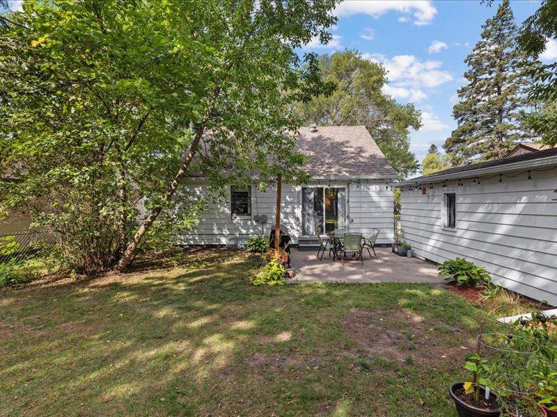 1949 single family home for sale at 1309 S 7th Street in Brainerd, MN — 3 bed, 1 bath (photo 23 of 26)