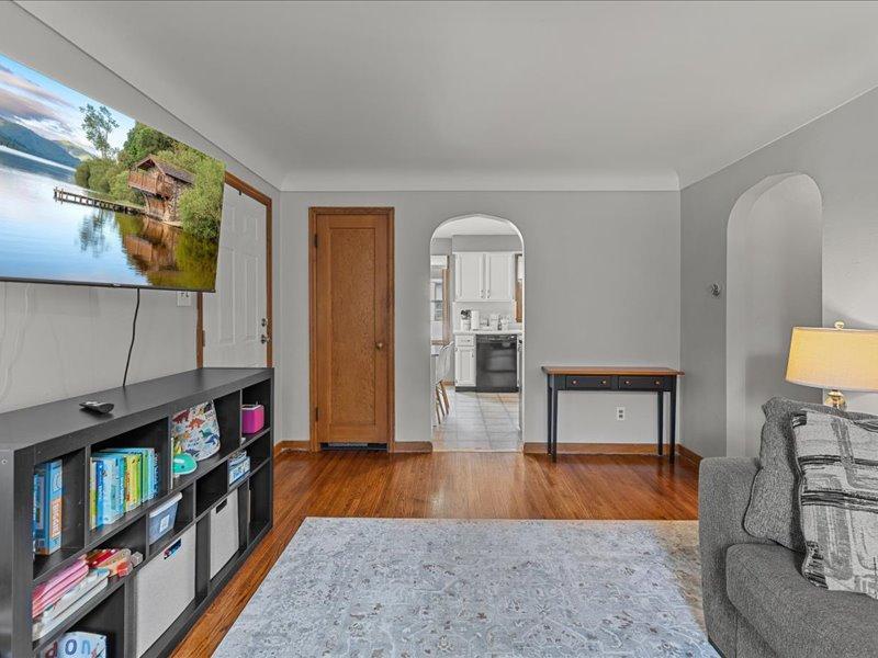 1949 single family home for sale at 1309 S 7th Street in Brainerd, MN — 3 bed, 1 bath (photo 4 of 26)