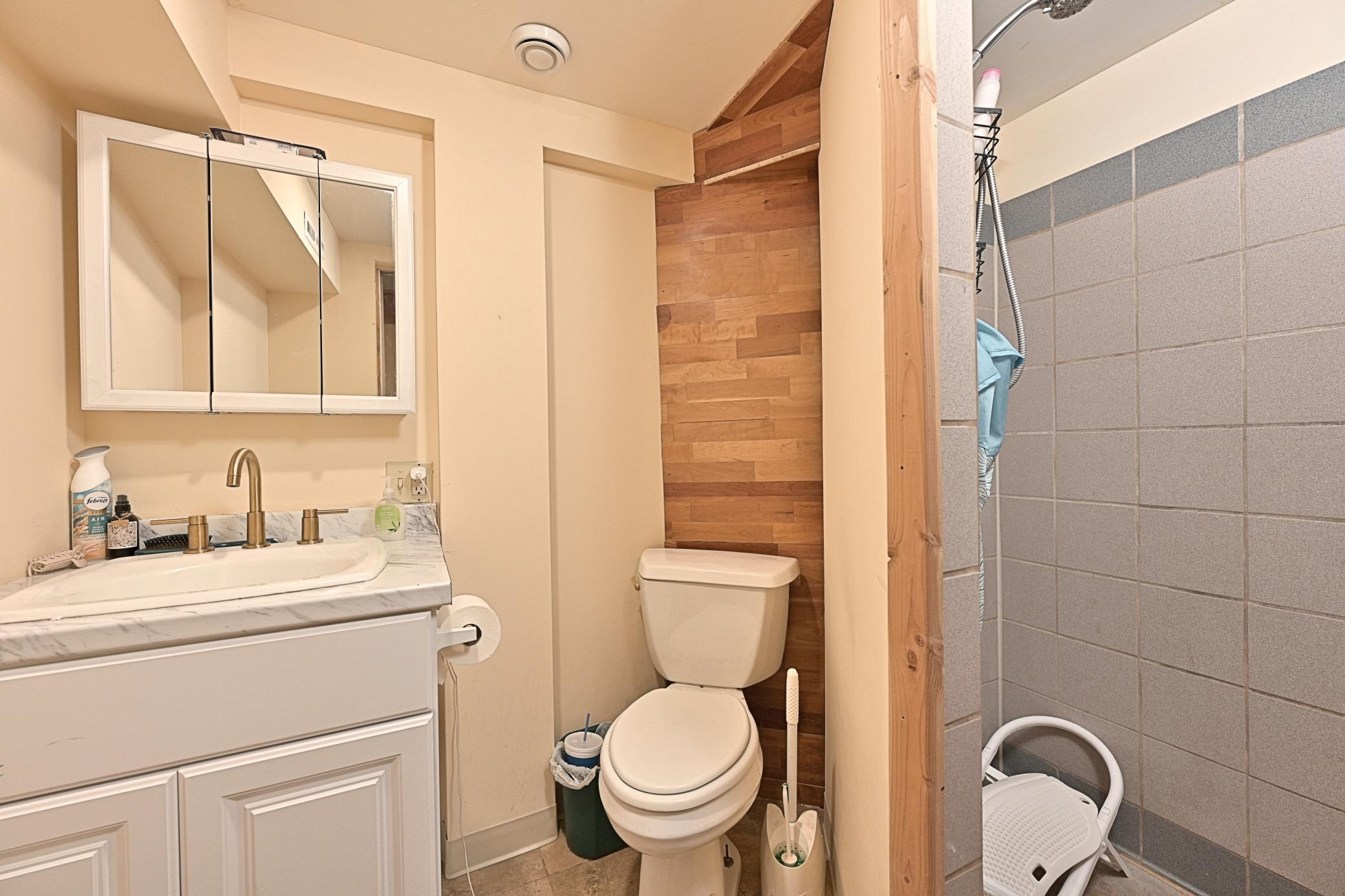 1961 duplex for sale at 420 S Pokegama Avenue in Grand Rapids, MN — 3 bed, 2 bath (photo 12 of 22)