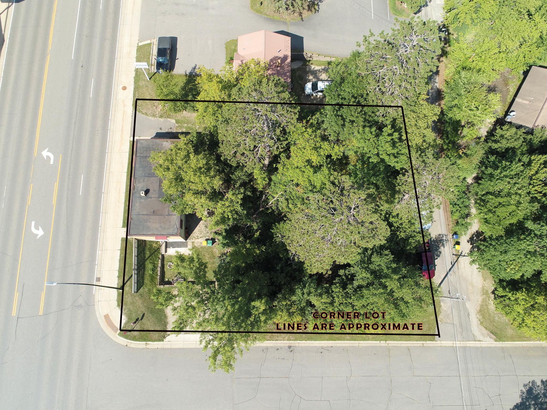1961 duplex for sale at 420 S Pokegama Avenue in Grand Rapids, MN — 3 bed, 2 bath (photo 18 of 22)