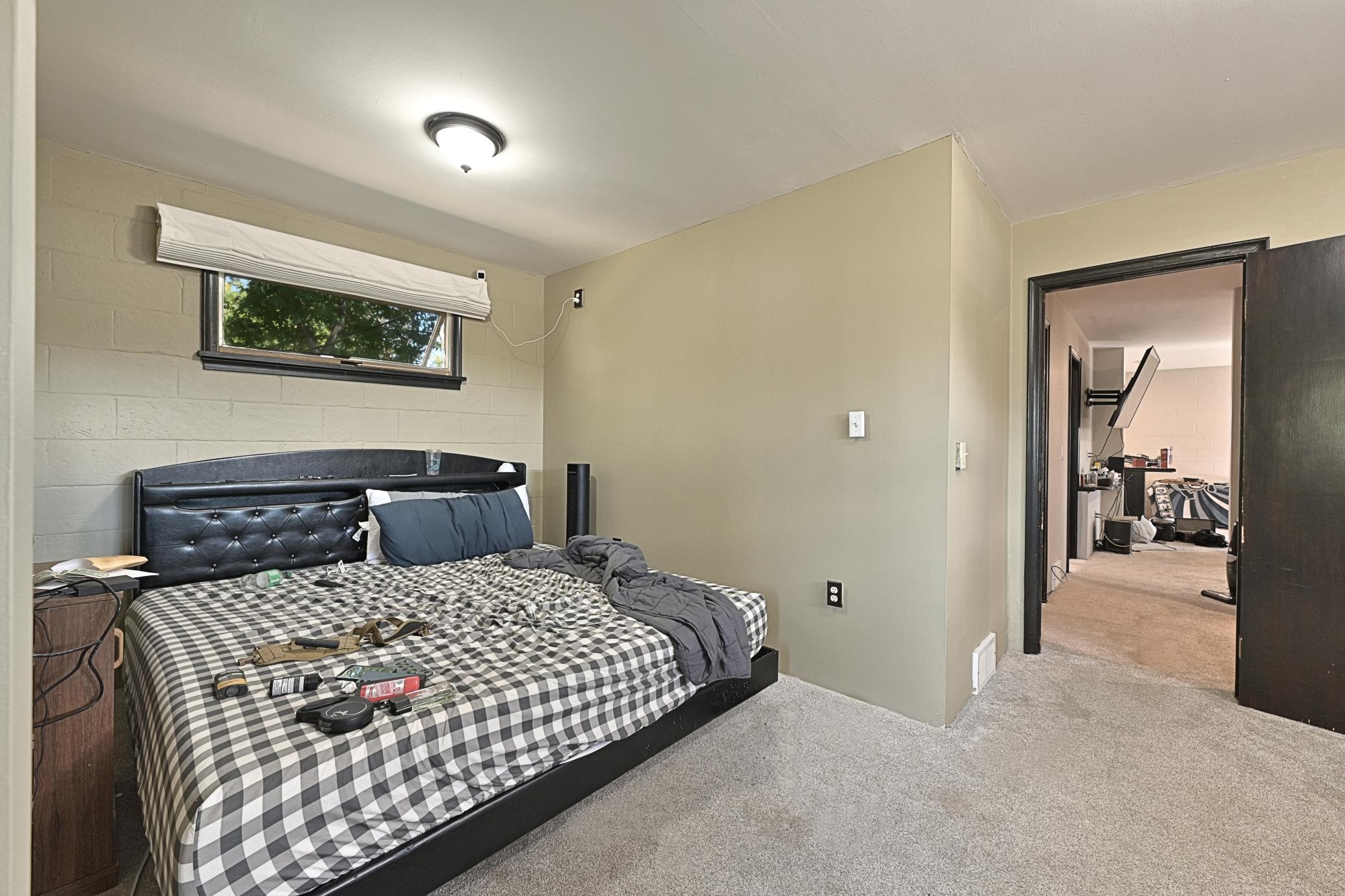 1961 duplex for sale at 420 S Pokegama Avenue in Grand Rapids, MN — 3 bed, 2 bath (photo 6 of 22)