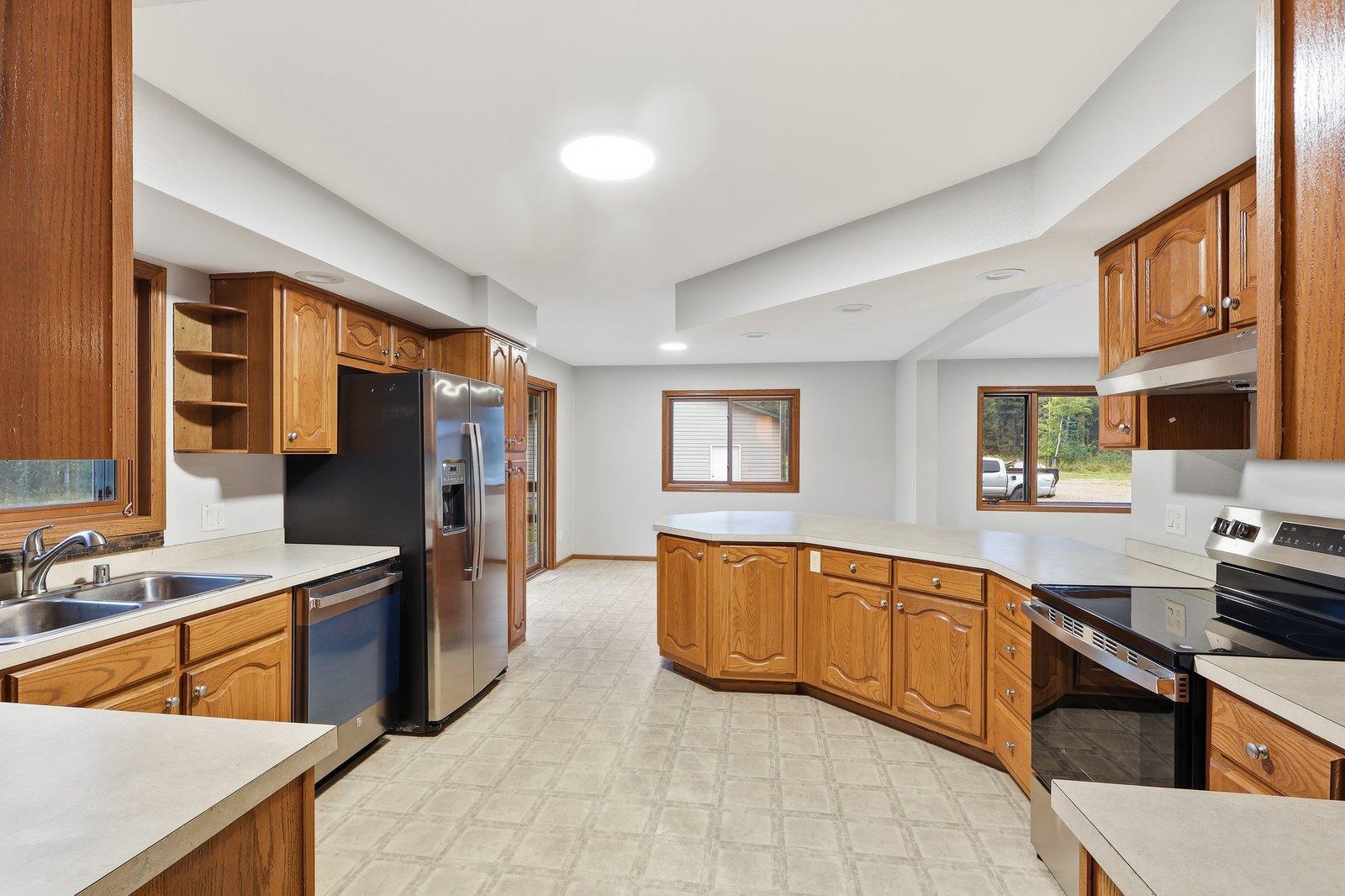 2003 single family home for sale at 29142 Scenic Drive in Grand Rapids, MN — 4 bed, 2 bath (photo 11 of 47)
