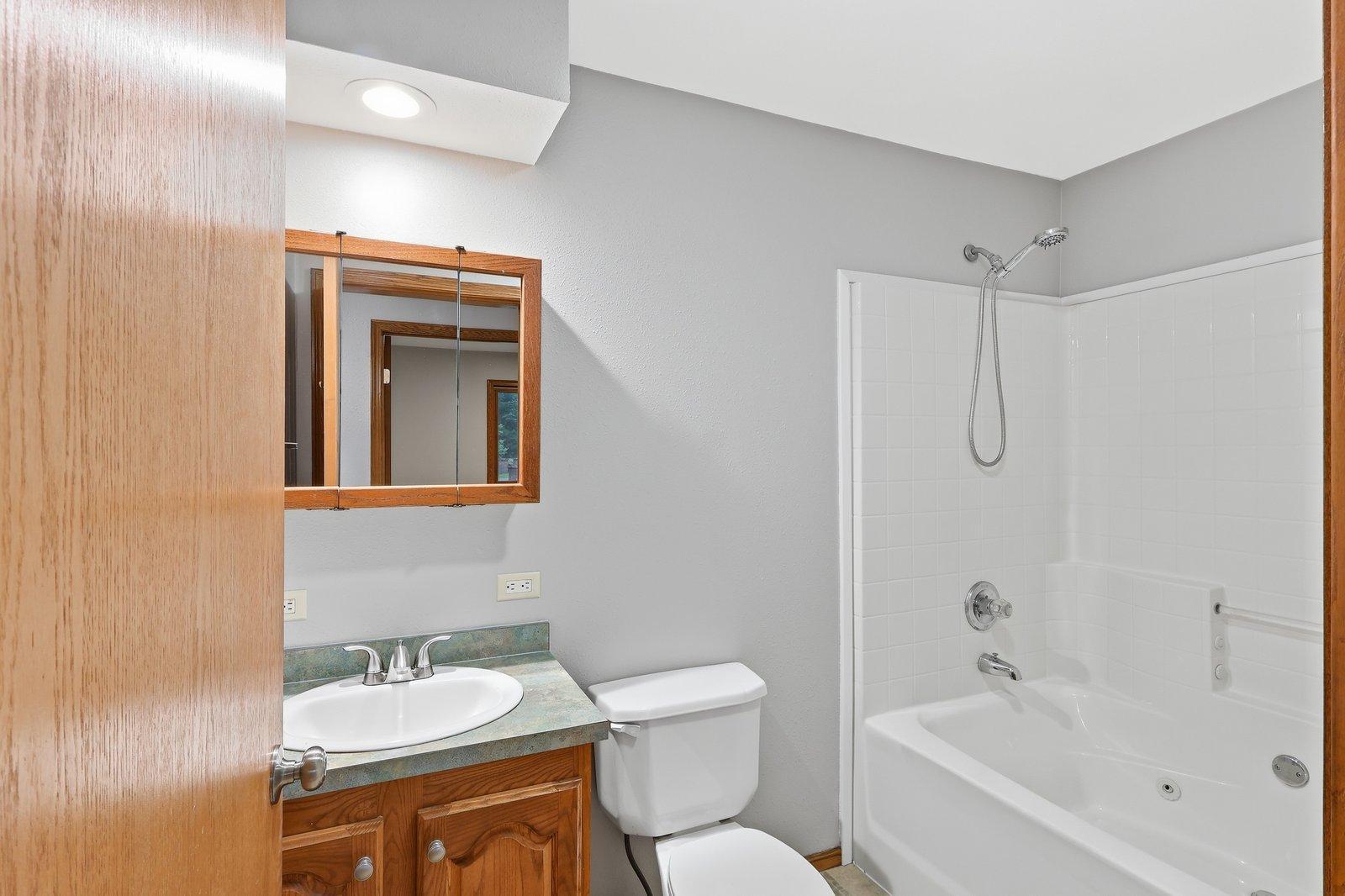 2003 single family home for sale at 29142 Scenic Drive in Grand Rapids, MN — 4 bed, 2 bath (photo 24 of 47)