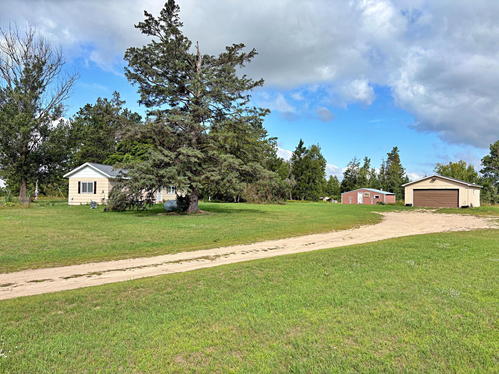 1970 single family home for sale at 15634 318th Street in Menahga, MN — 2 bed, 1 bath (photo 2 of 19)