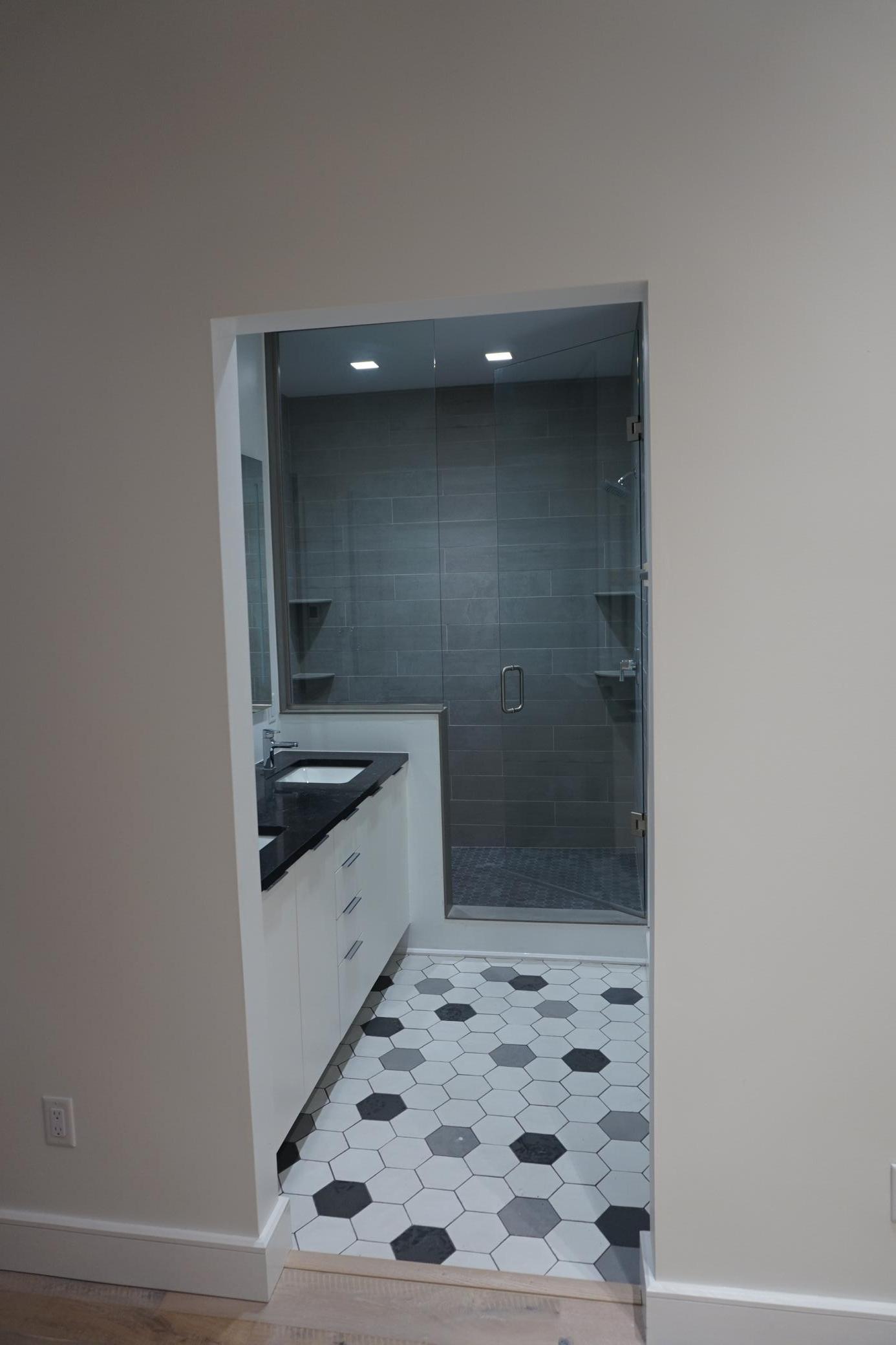 1913 condo for sale at 319 Broadway N, Unit 304 in Fargo, ND — 1 bed, 1 bath (photo 13 of 20)
