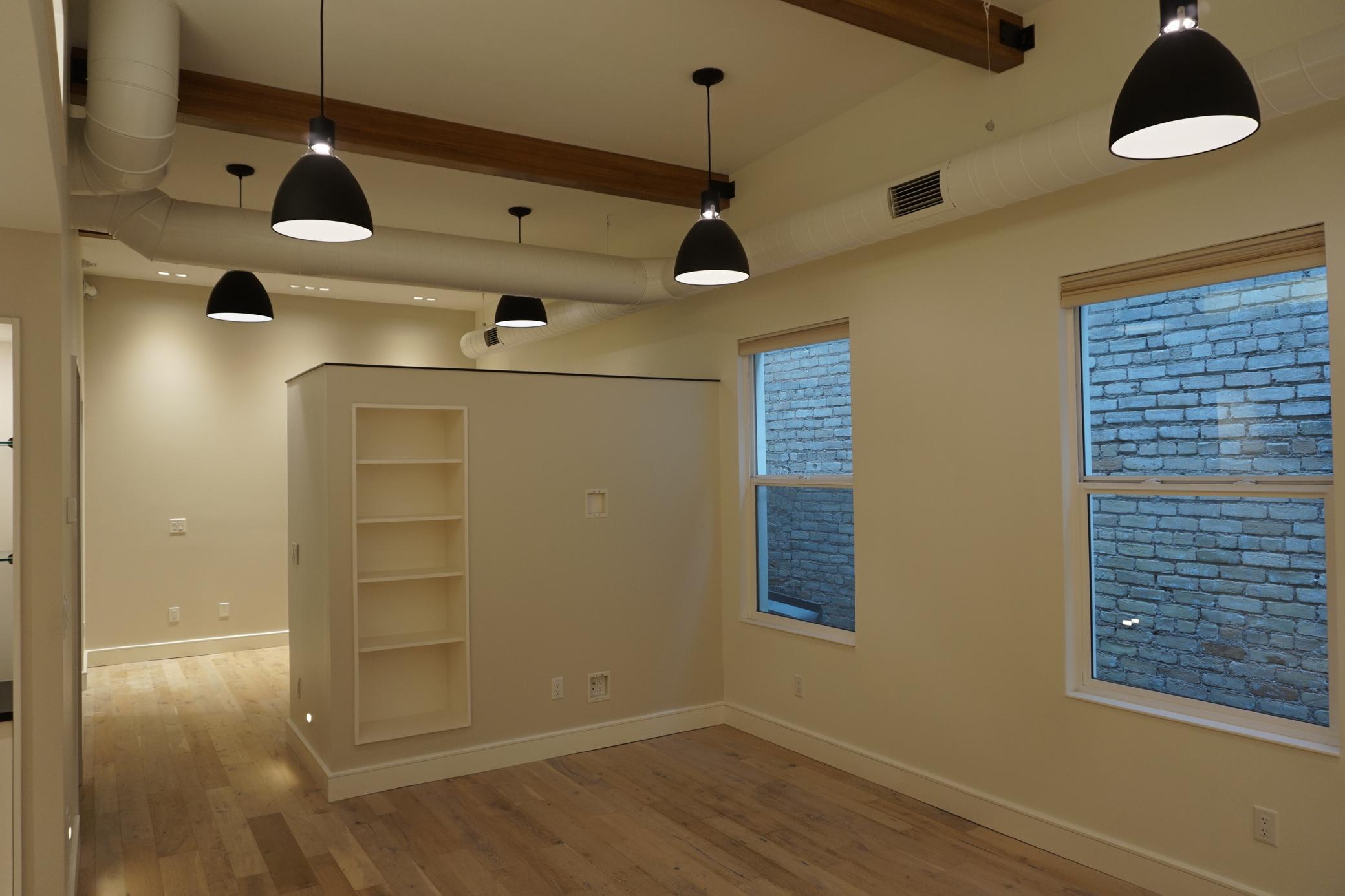 1913 condo for sale at 319 Broadway N, Unit 304 in Fargo, ND — 1 bed, 1 bath (photo 6 of 20)