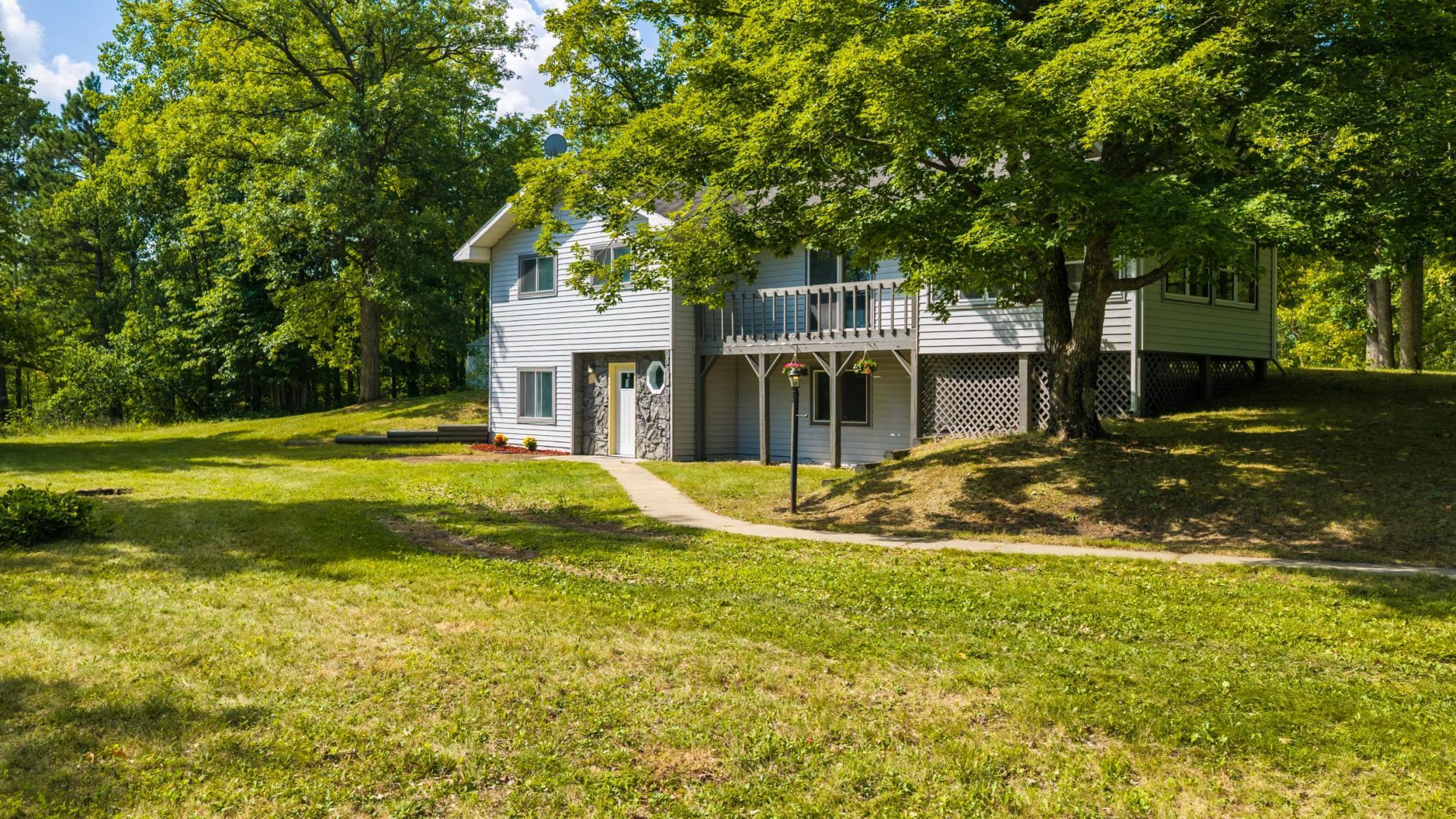 1981 single family home for sale at 14257 Puposky Road NW in Bemidji, MN — 3 bed, 2 bath (photo 3 of 70)