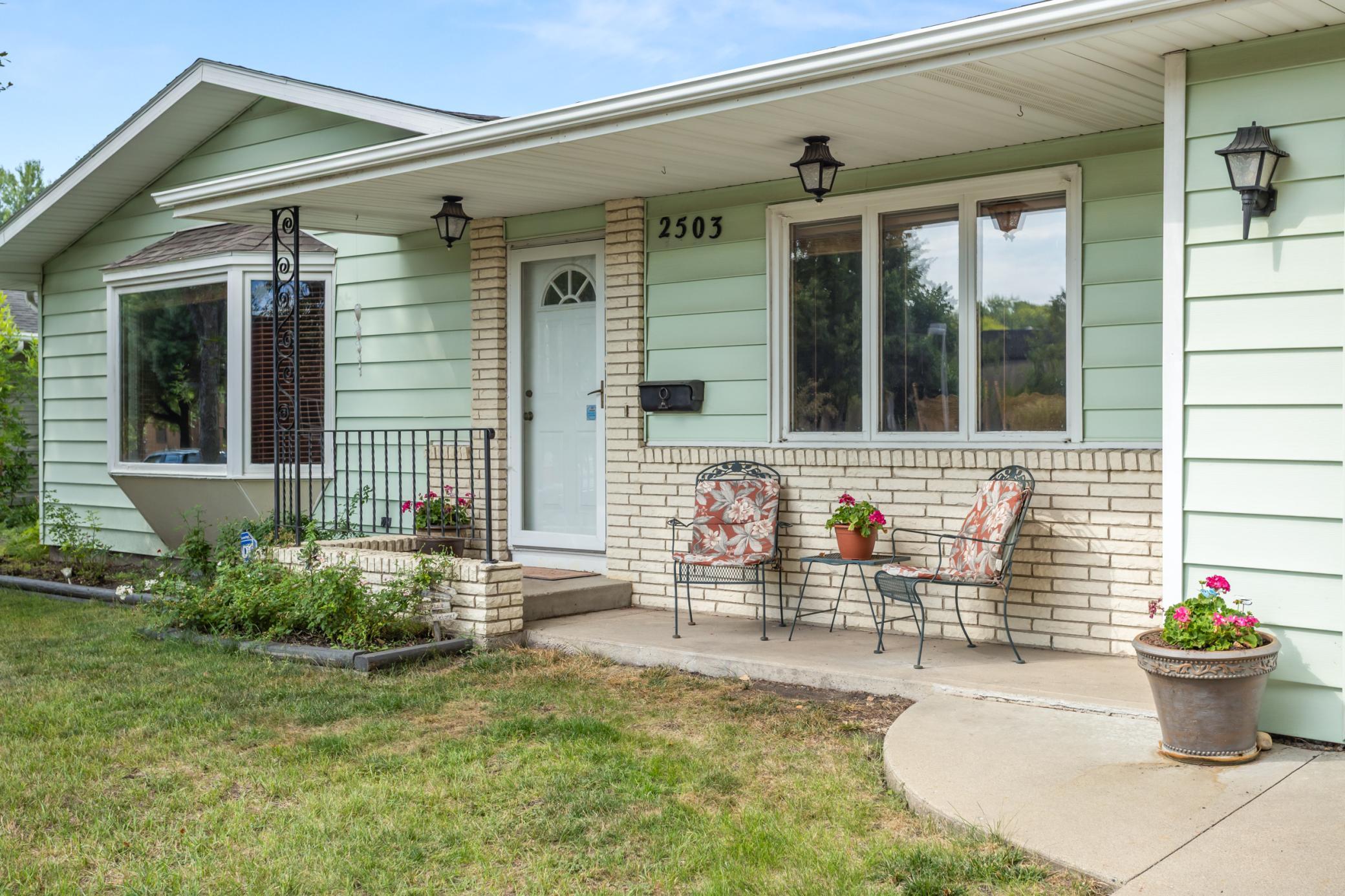 1966 single family home for sale at 2503 14th Street S in Moorhead, MN — 3 bed, 2 bath (photo 2 of 29)