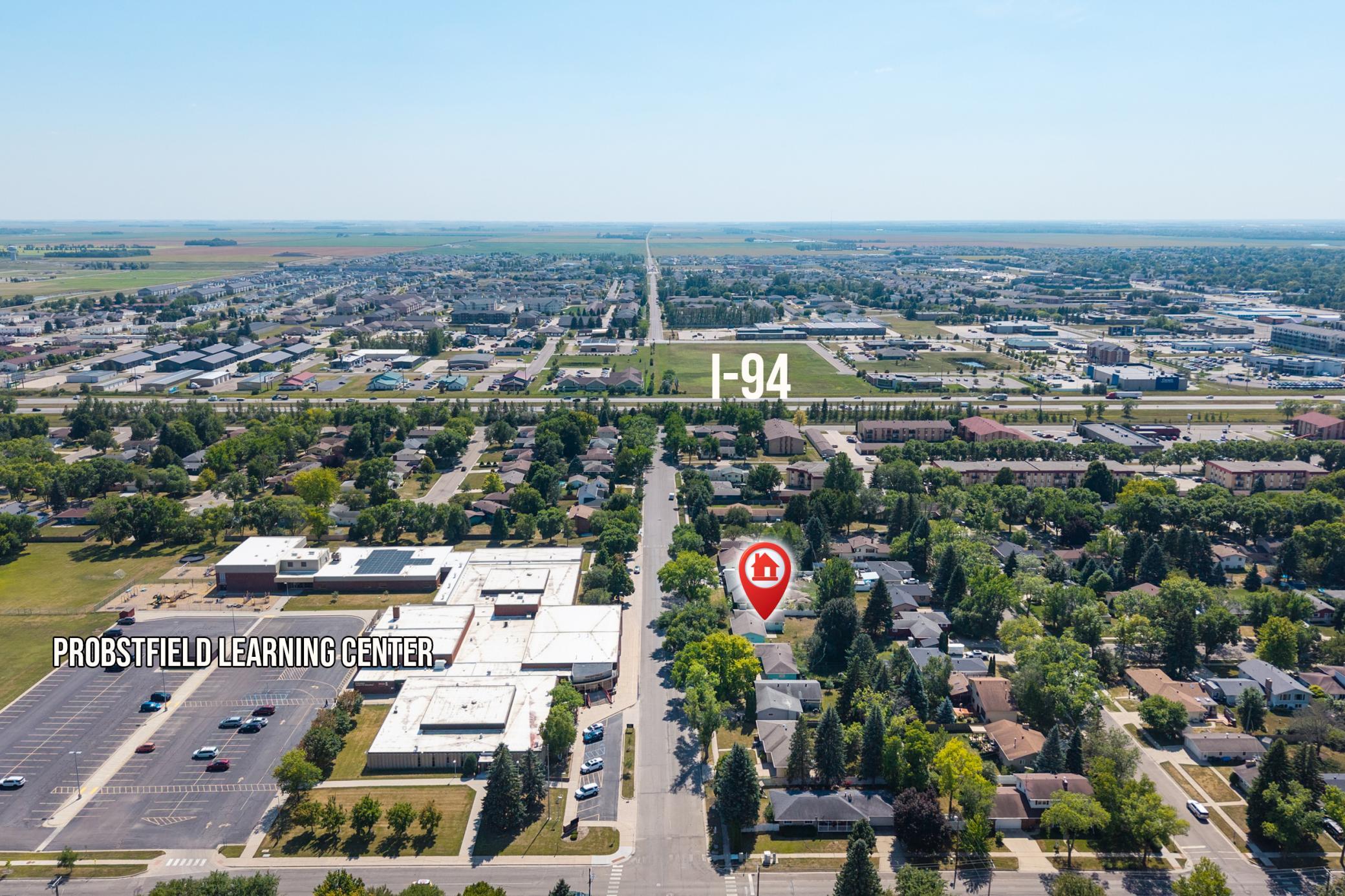 1966 single family home for sale at 2503 14th Street S in Moorhead, MN — 3 bed, 2 bath (photo 27 of 29)