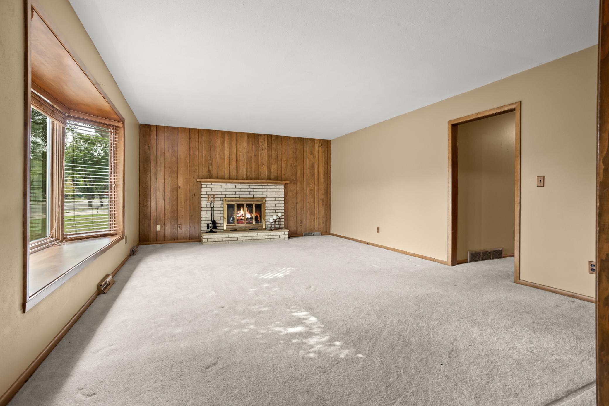 1966 single family home for sale at 2503 14th Street S in Moorhead, MN — 3 bed, 2 bath (photo 5 of 29)