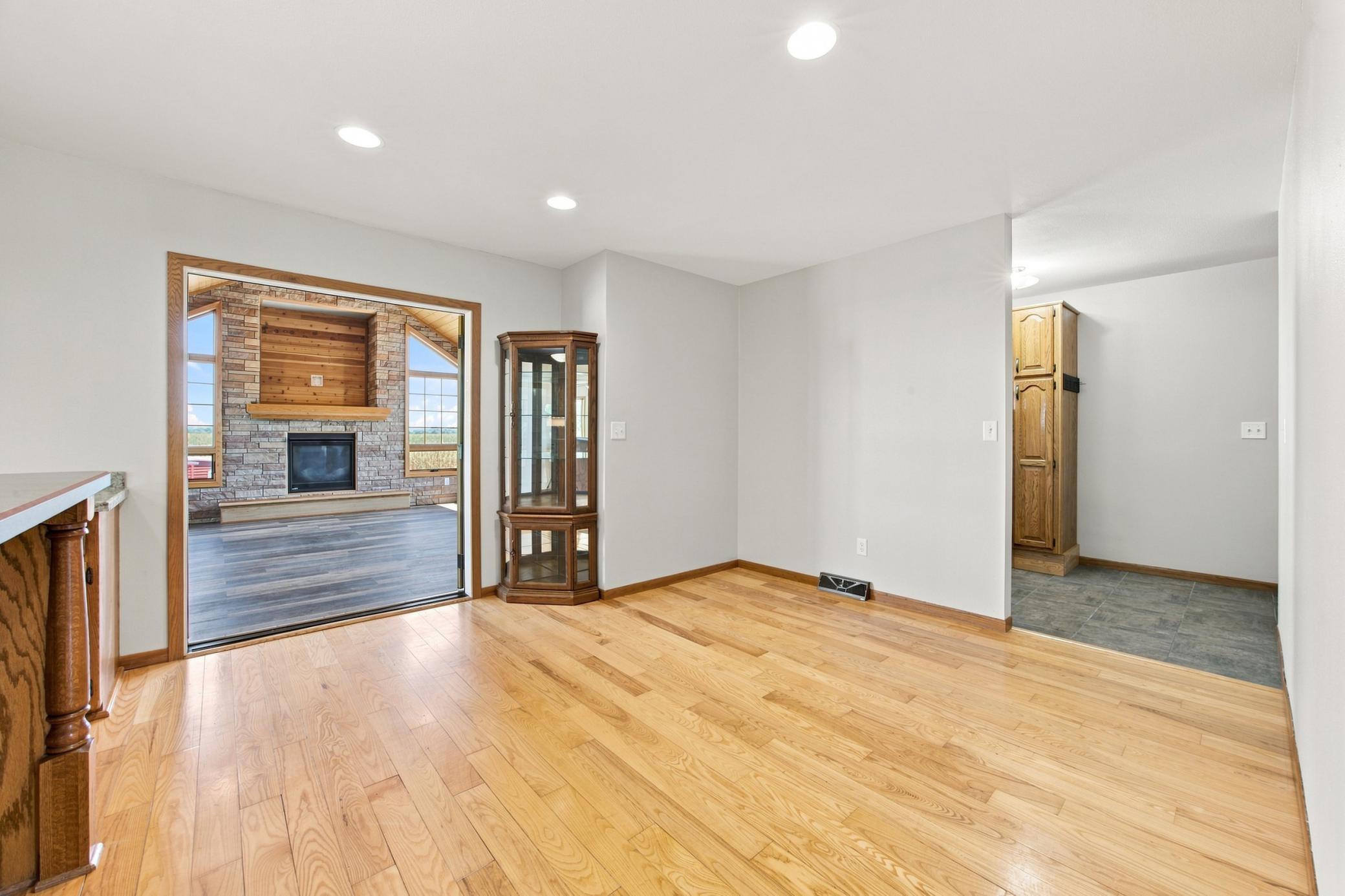 1985 single family home for sale at 7030 110th Avenue S in Sabin, MN — 3 bed, 3 bath (photo 18 of 76)