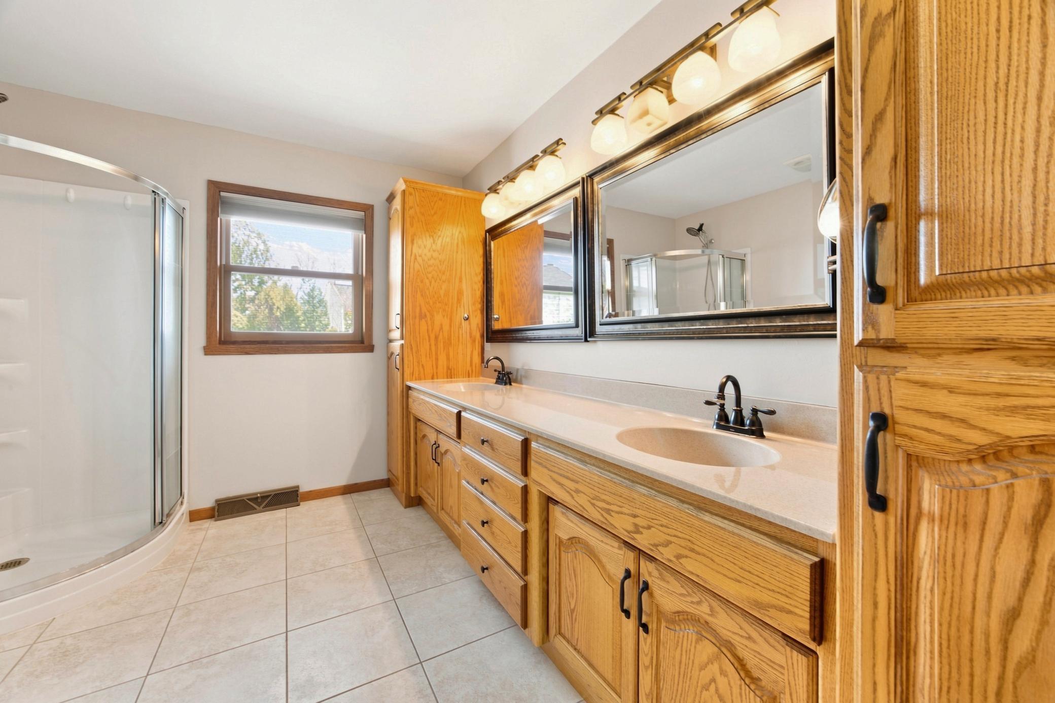 1985 single family home for sale at 7030 110th Avenue S in Sabin, MN — 3 bed, 3 bath (photo 28 of 76)