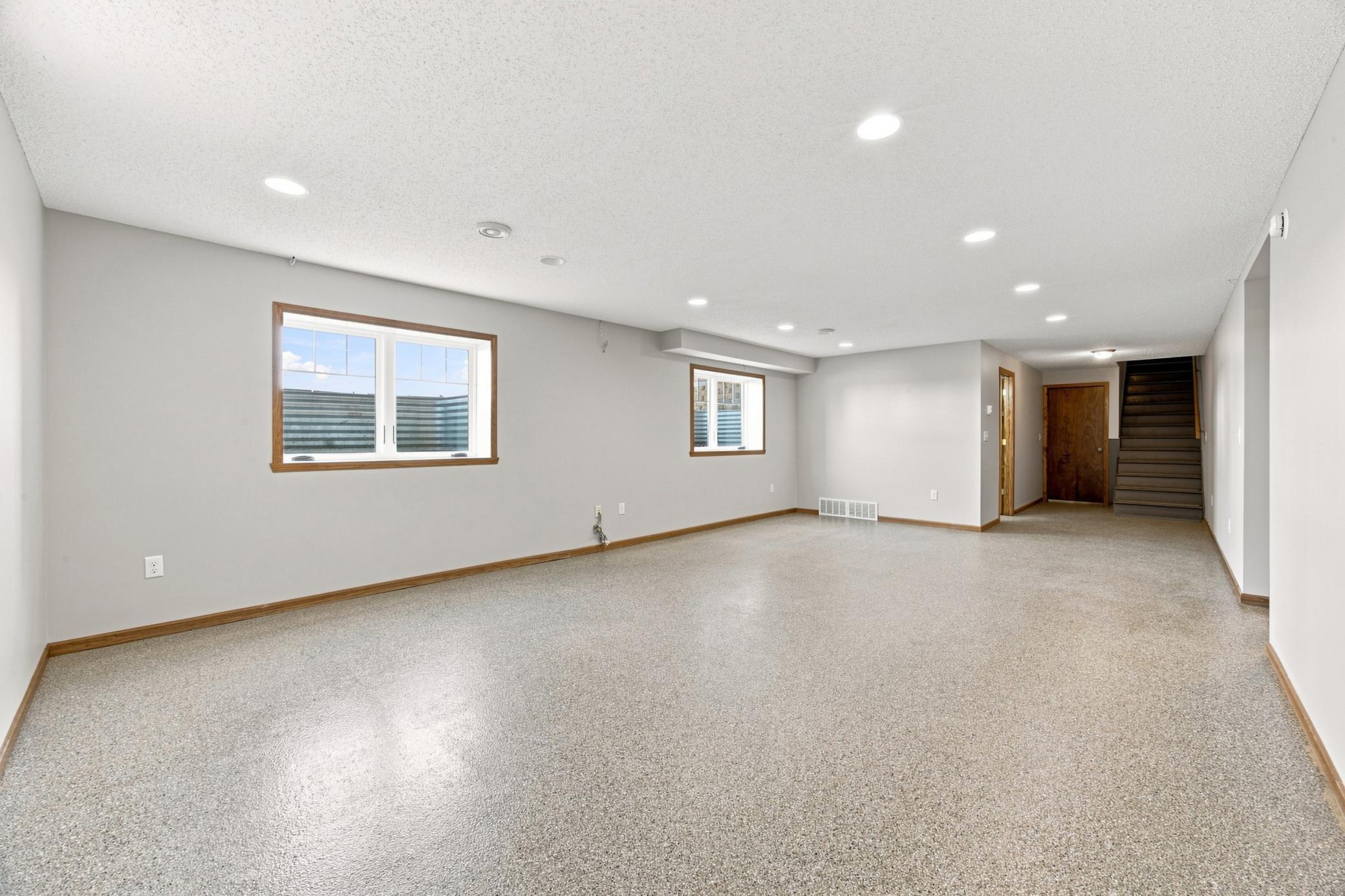 1985 single family home for sale at 7030 110th Avenue S in Sabin, MN — 3 bed, 3 bath (photo 33 of 76)
