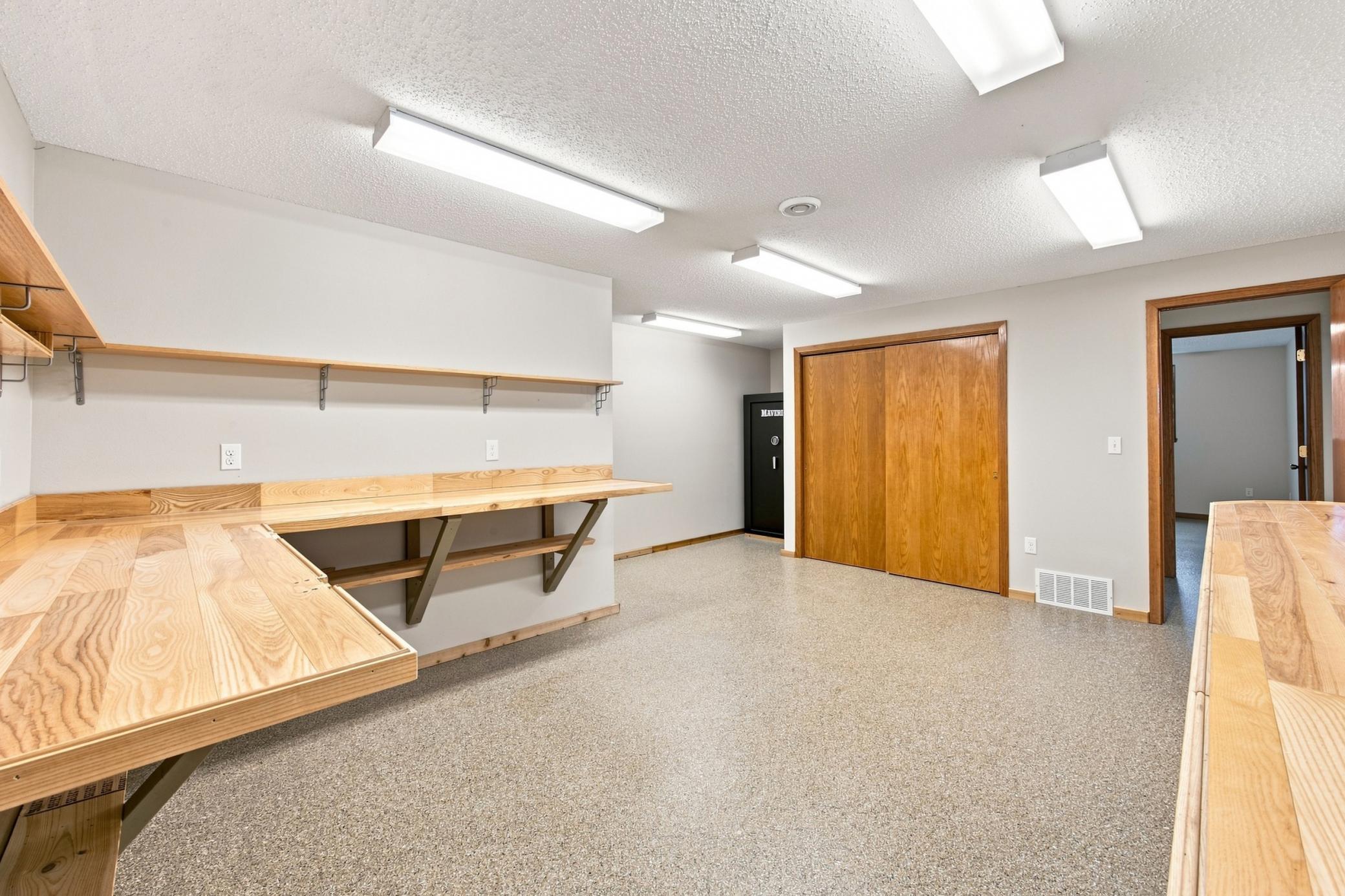 1985 single family home for sale at 7030 110th Avenue S in Sabin, MN — 3 bed, 3 bath (photo 40 of 76)