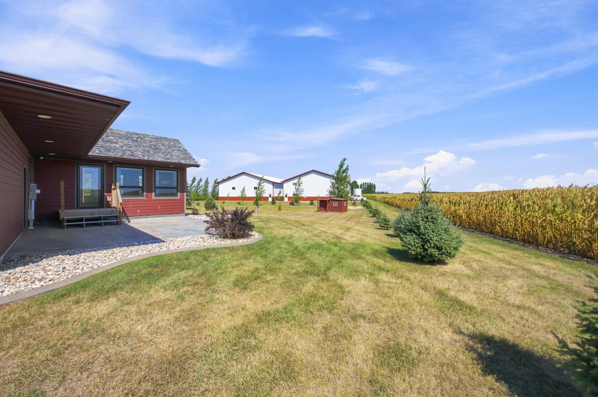 1985 single family home for sale at 7030 110th Avenue S in Sabin, MN — 3 bed, 3 bath (photo 48 of 76)