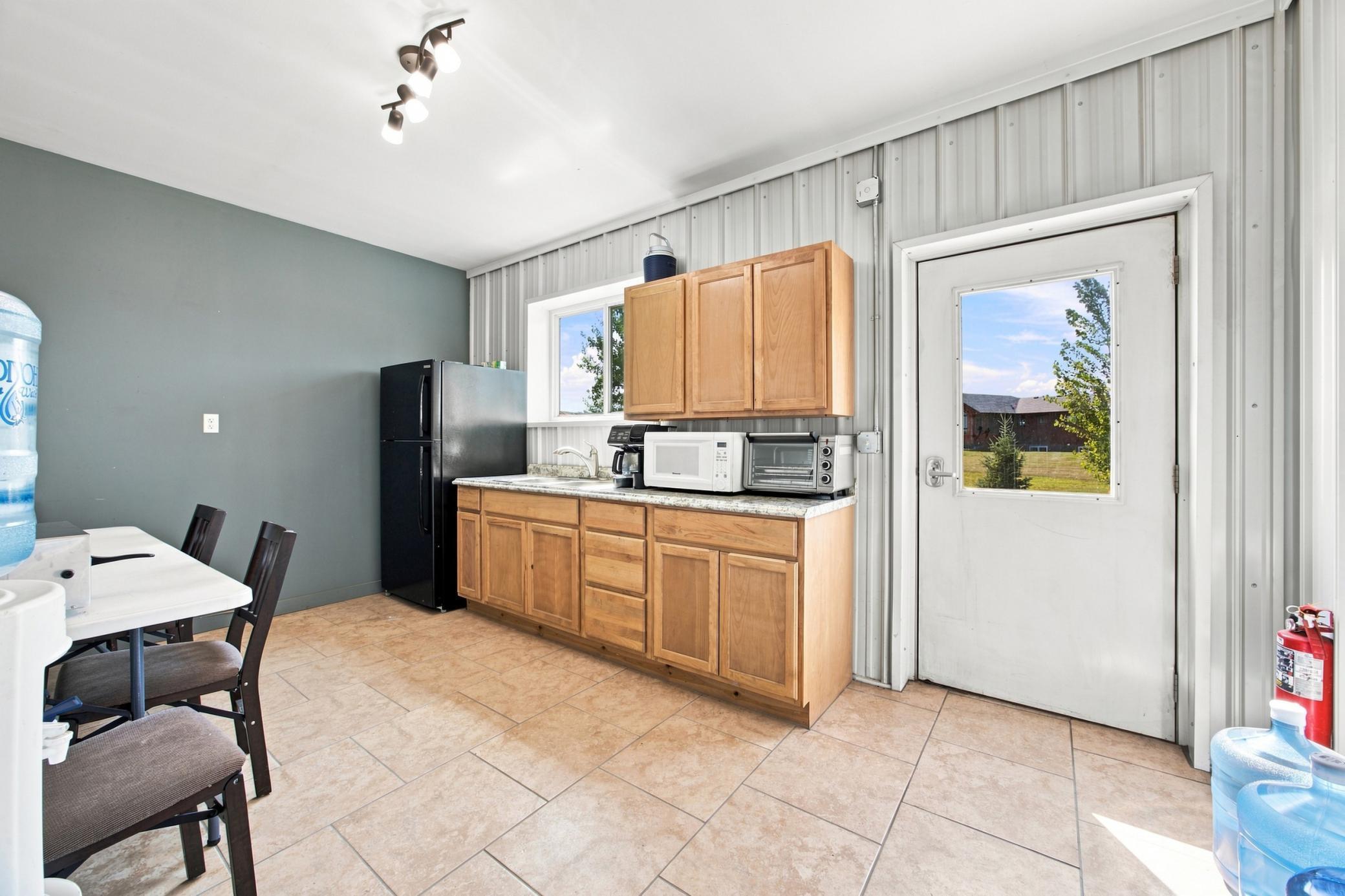 1985 single family home for sale at 7030 110th Avenue S in Sabin, MN — 3 bed, 3 bath (photo 60 of 76)