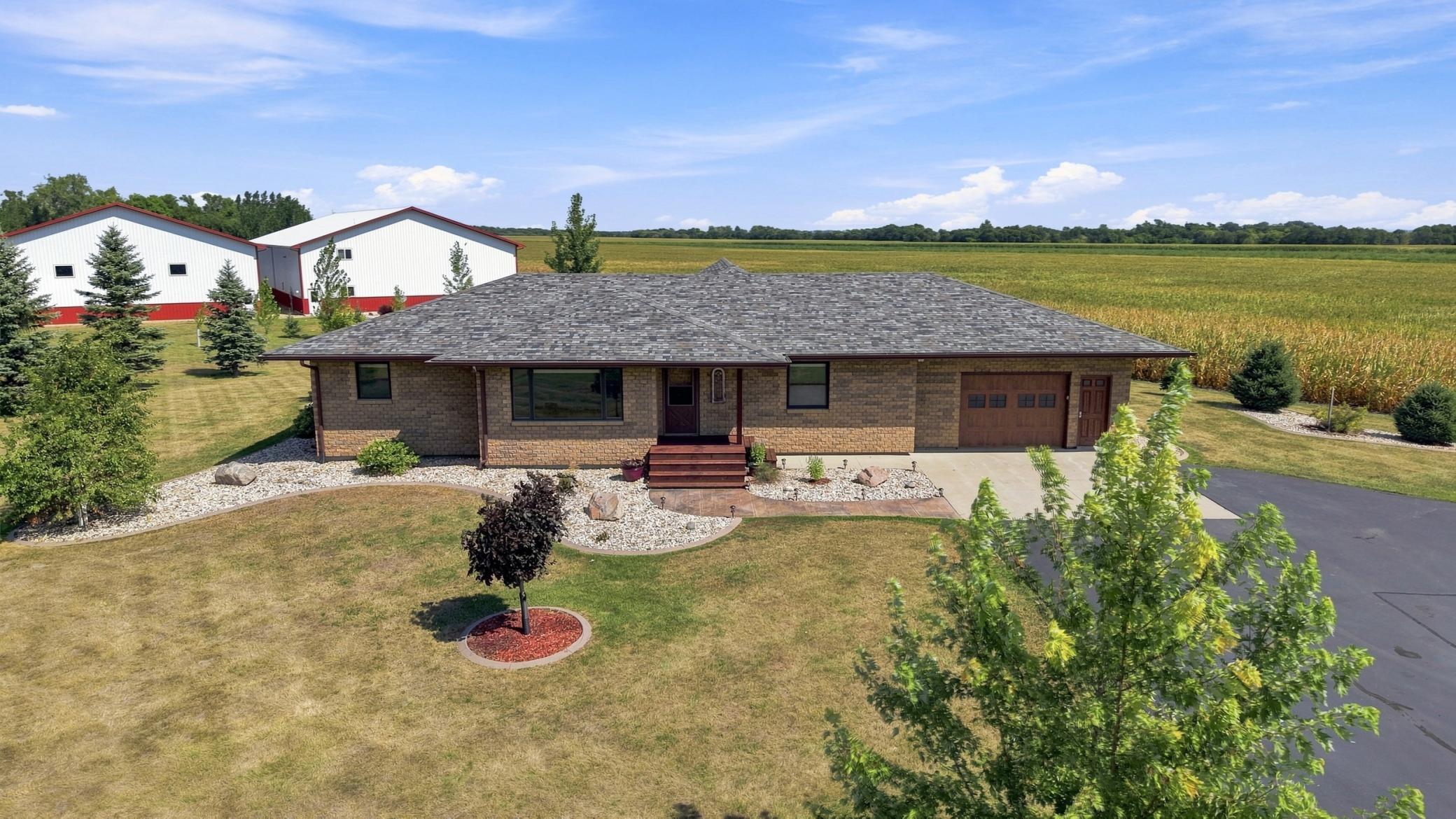 1985 single family home for sale at 7030 110th Avenue S in Sabin, MN — 3 bed, 3 bath (photo 66 of 76)