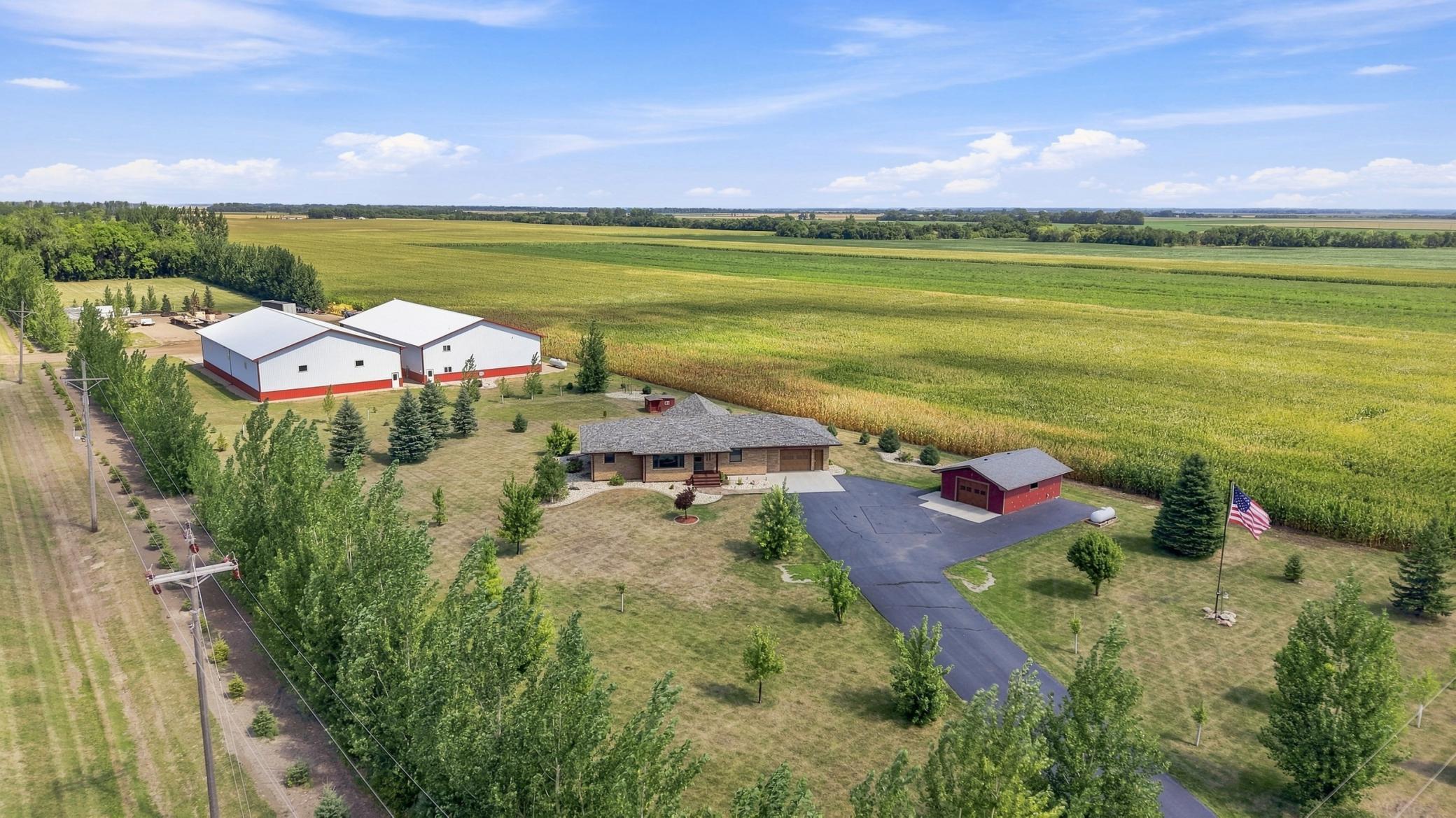 1985 single family home for sale at 7030 110th Avenue S in Sabin, MN — 3 bed, 3 bath (photo 68 of 76)