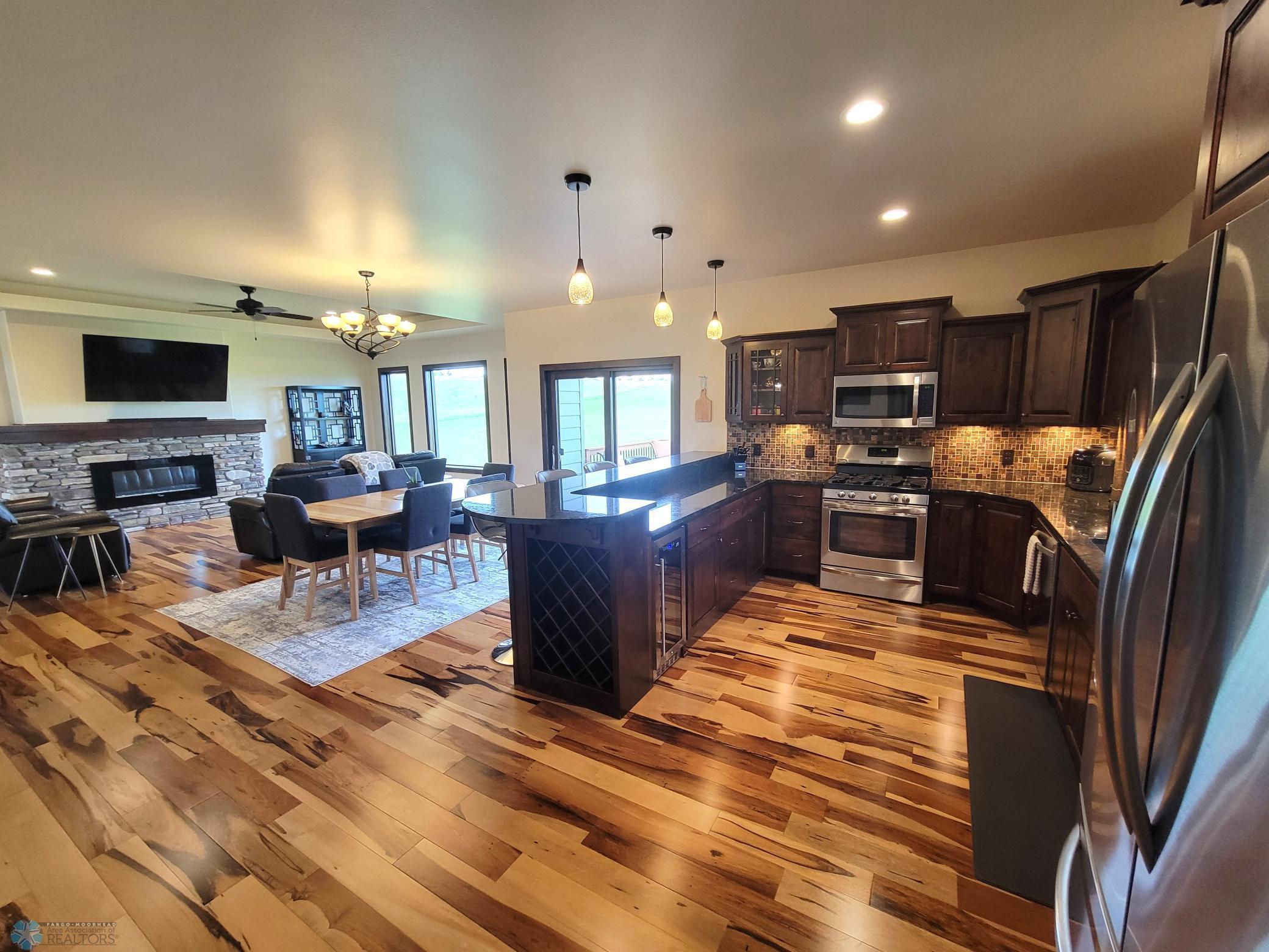 2015 single family home for sale at 11003 Eagles Nest Court in Audubon, MN — 5 bed, 3 bath (photo 13 of 34)
