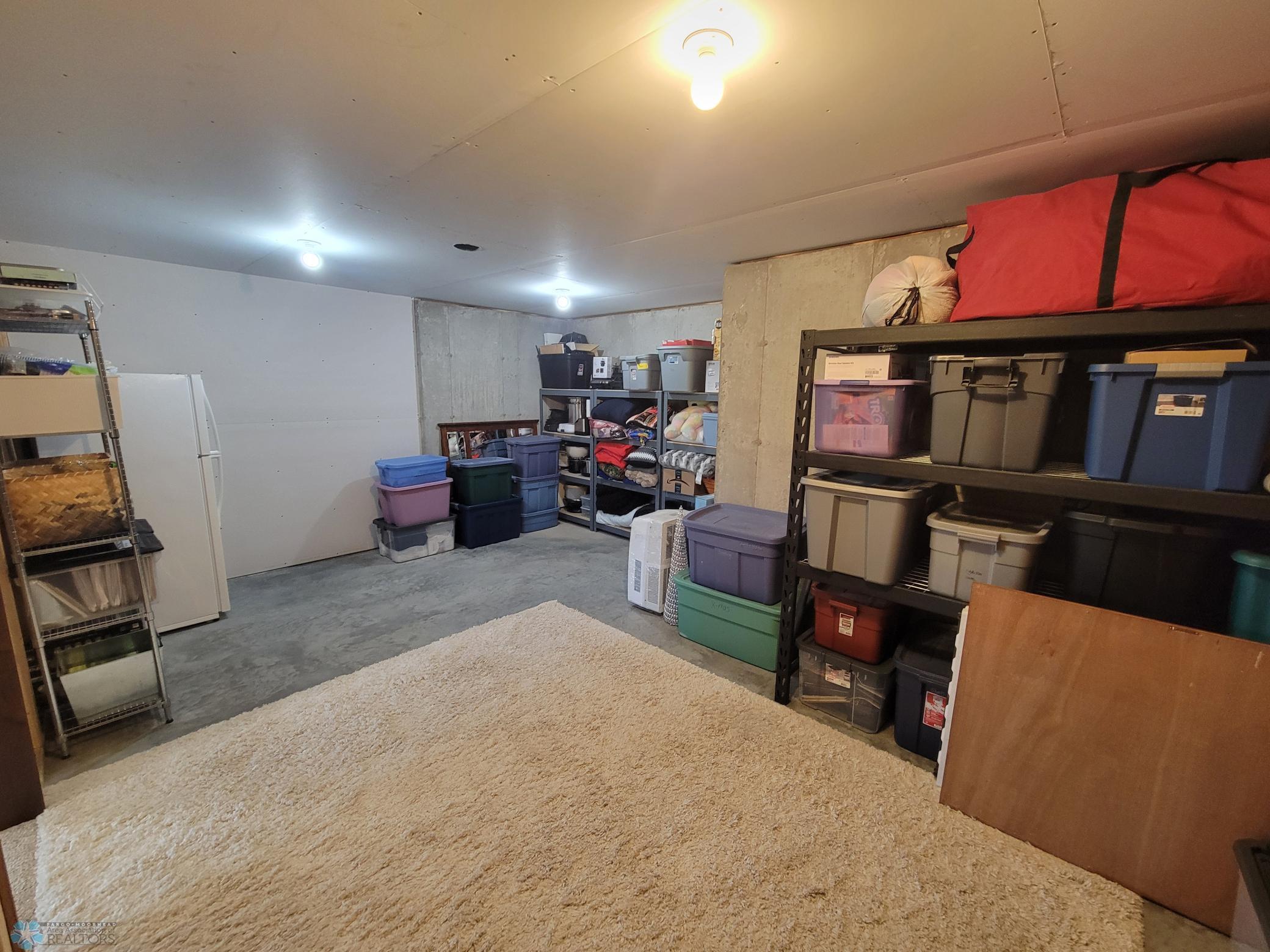 2015 single family home for sale at 11003 Eagles Nest Court in Audubon, MN — 5 bed, 3 bath (photo 31 of 34)