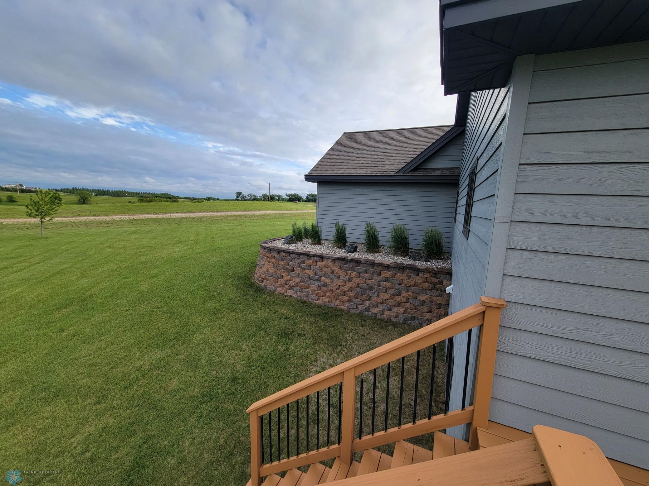 2015 single family home for sale at 11003 Eagles Nest Court in Audubon, MN — 5 bed, 3 bath (photo 8 of 34)
