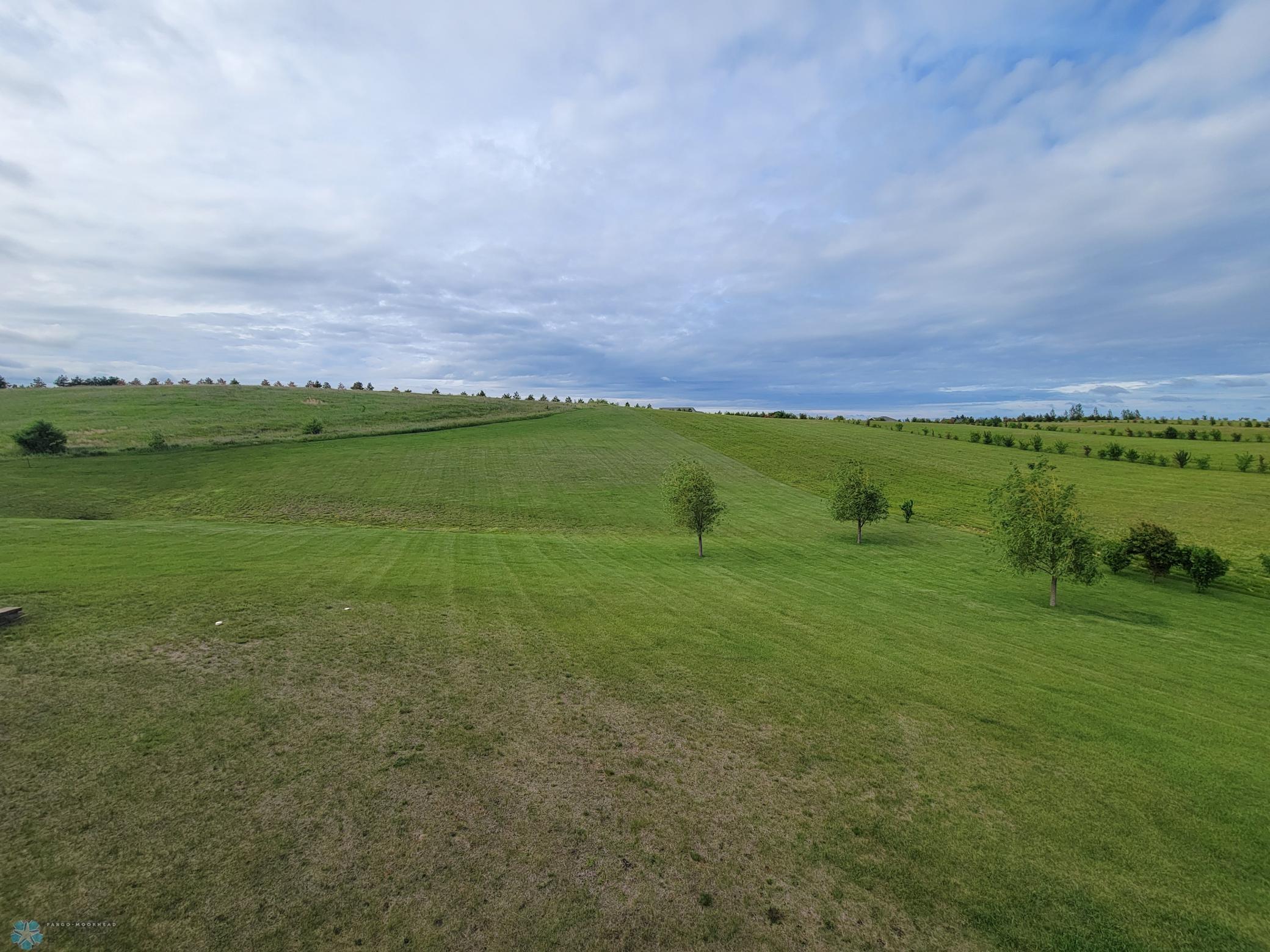 2015 single family home for sale at 11003 Eagles Nest Court in Audubon, MN — 5 bed, 3 bath (photo 10 of 34)