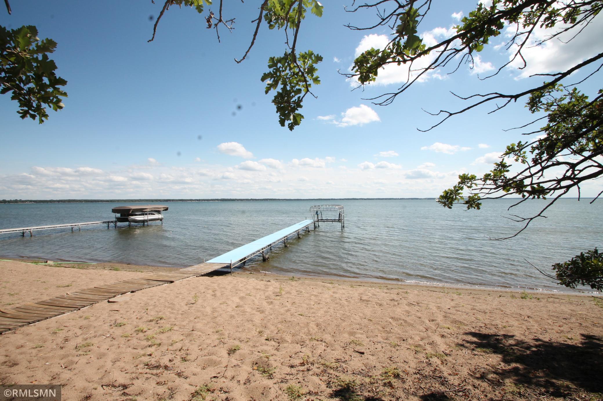2009 single family home for sale at 42340 County Highway 1 in Ottertail, MN — 4 bed, 3 bath (photo 2 of 36)