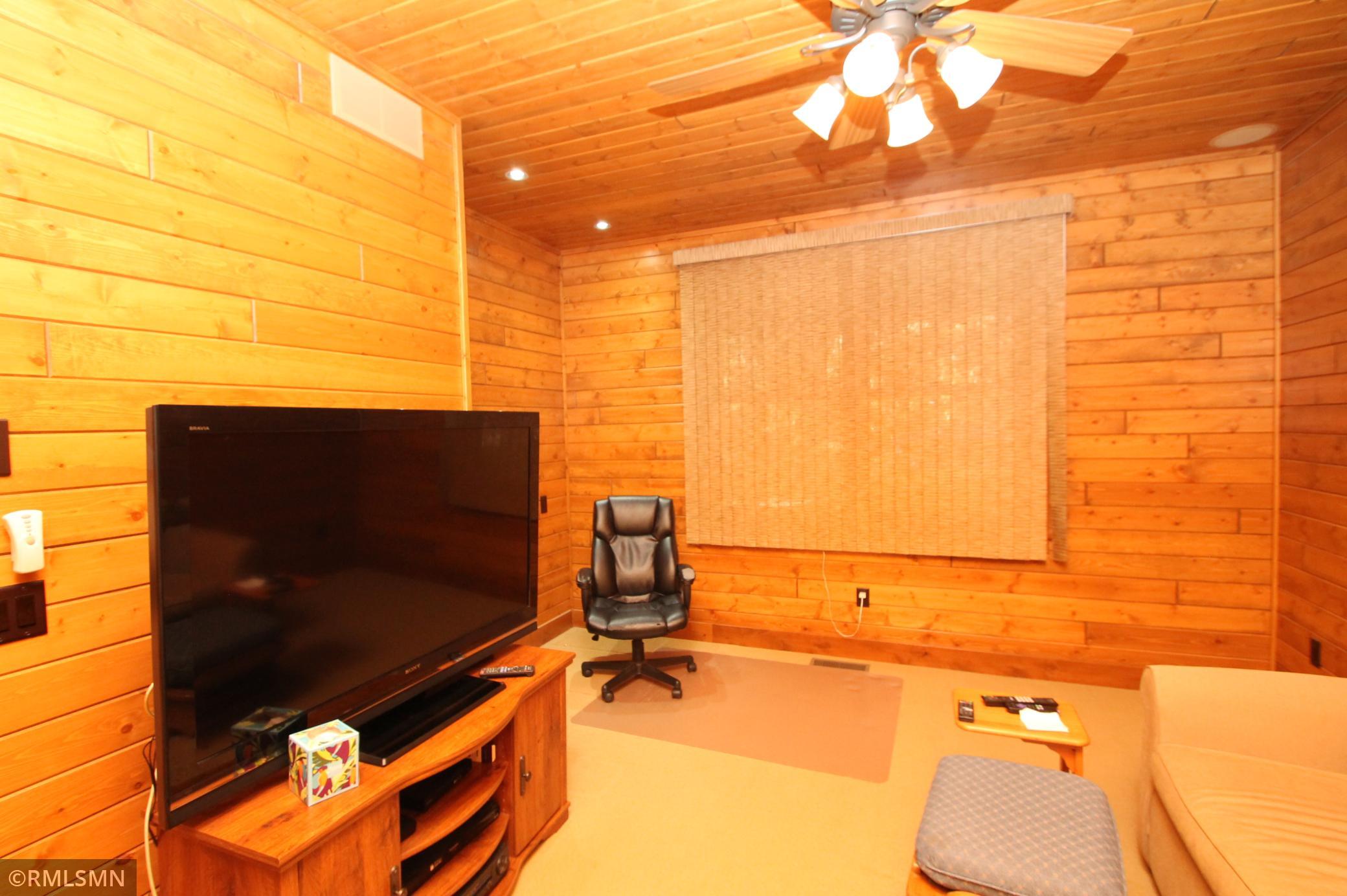2009 single family home for sale at 42340 County Highway 1 in Ottertail, MN — 4 bed, 3 bath (photo 22 of 36)