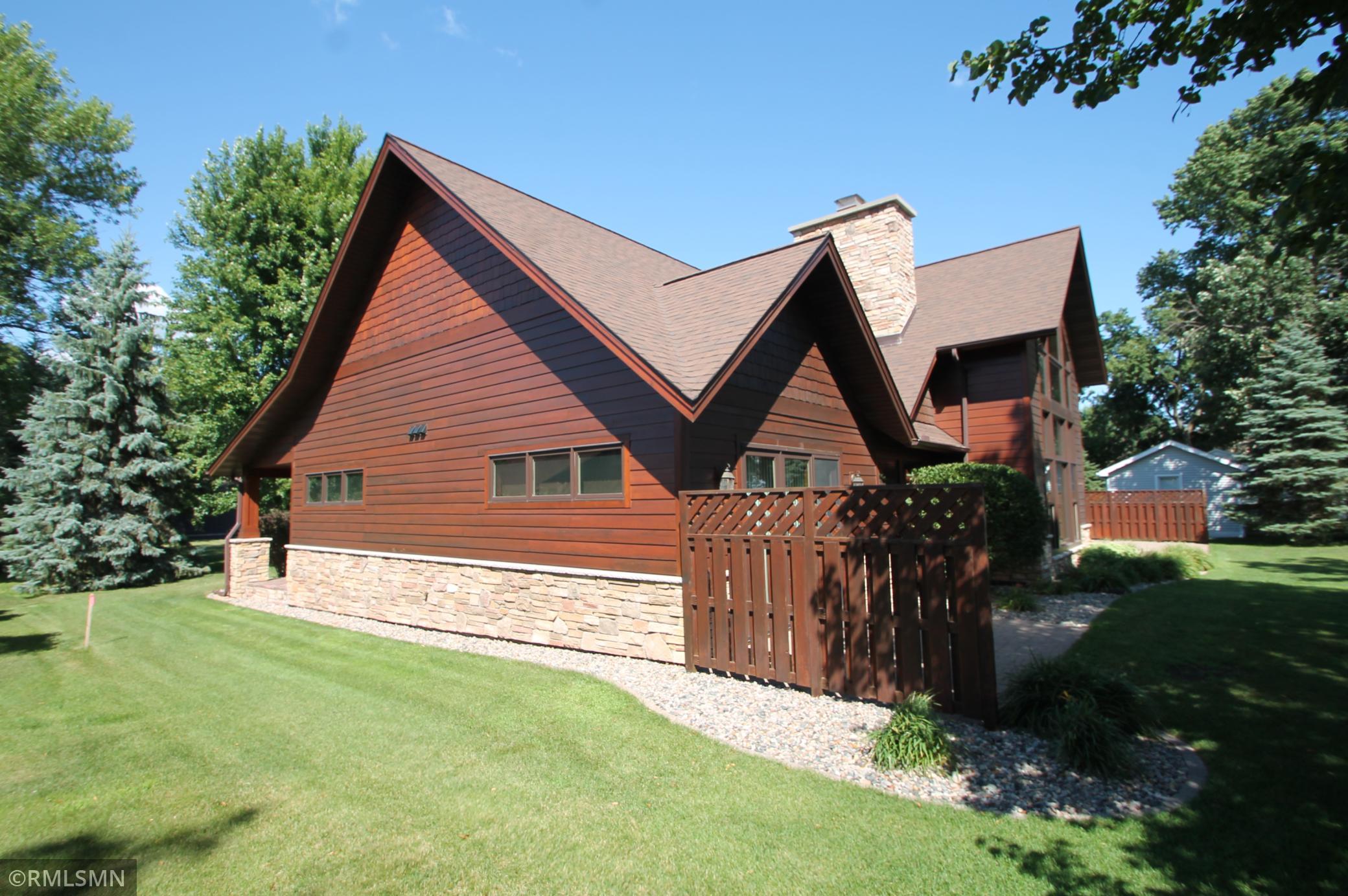 2009 single family home for sale at 42340 County Highway 1 in Ottertail, MN — 4 bed, 3 bath (photo 7 of 36)