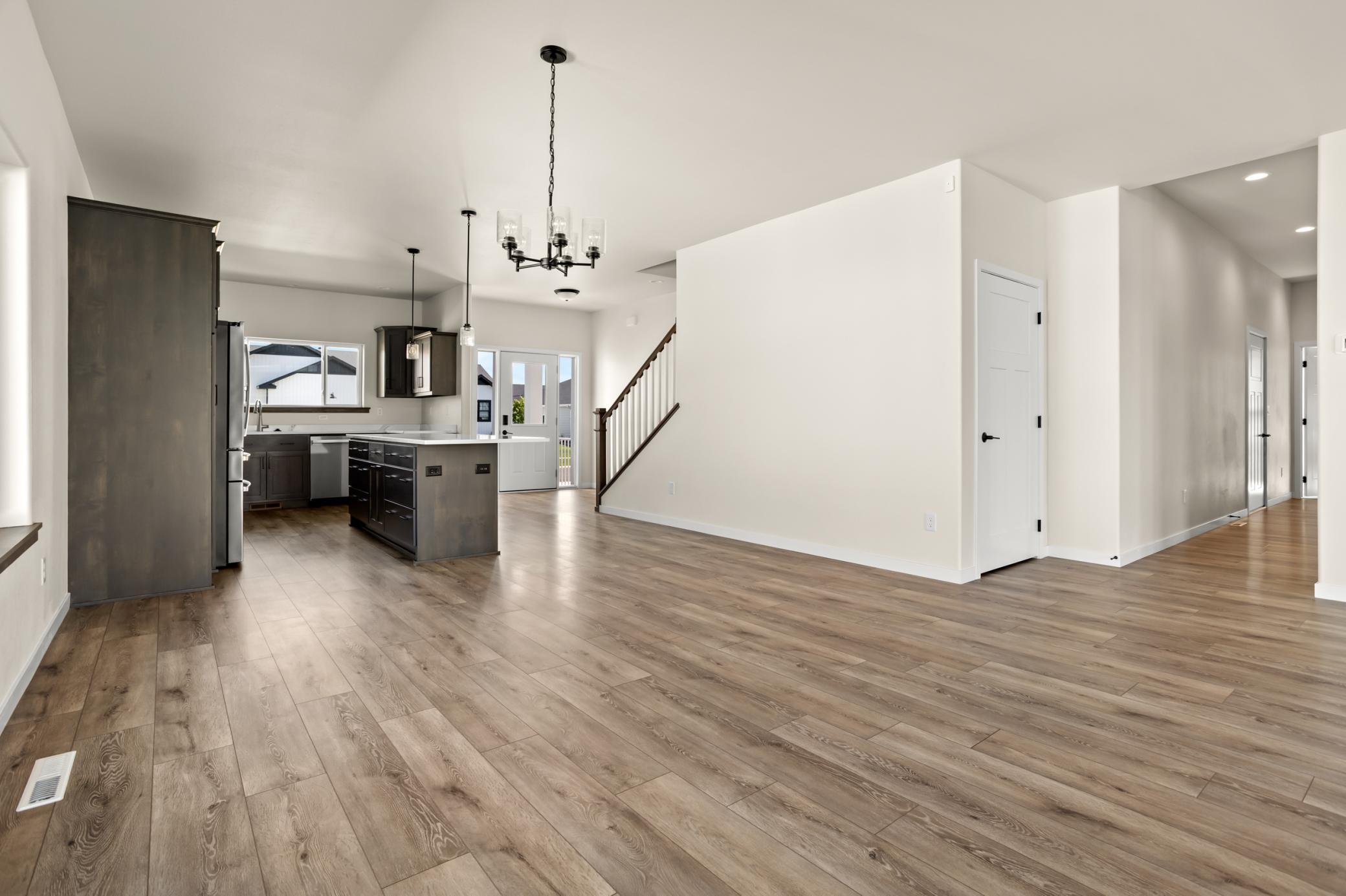 2022 single family home for sale at 7469 Claire Drive S in Fargo, ND — 5 bed, 4 bath (photo 12 of 64)