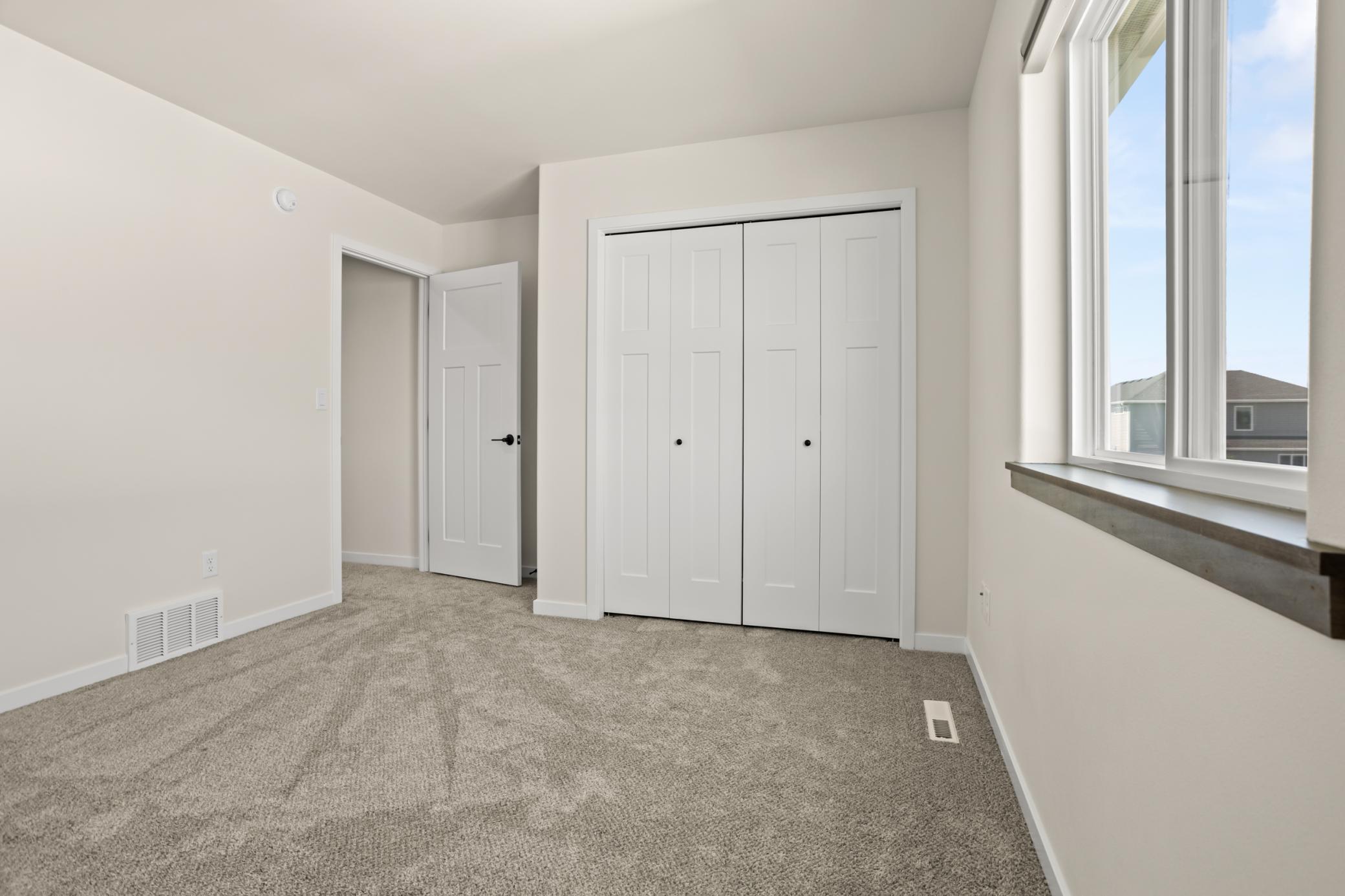 2022 single family home for sale at 7469 Claire Drive S in Fargo, ND — 5 bed, 4 bath (photo 28 of 64)