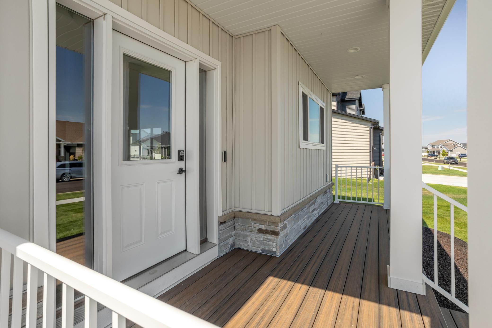 2022 single family home for sale at 7469 Claire Drive S in Fargo, ND — 5 bed, 4 bath (photo 5 of 64)