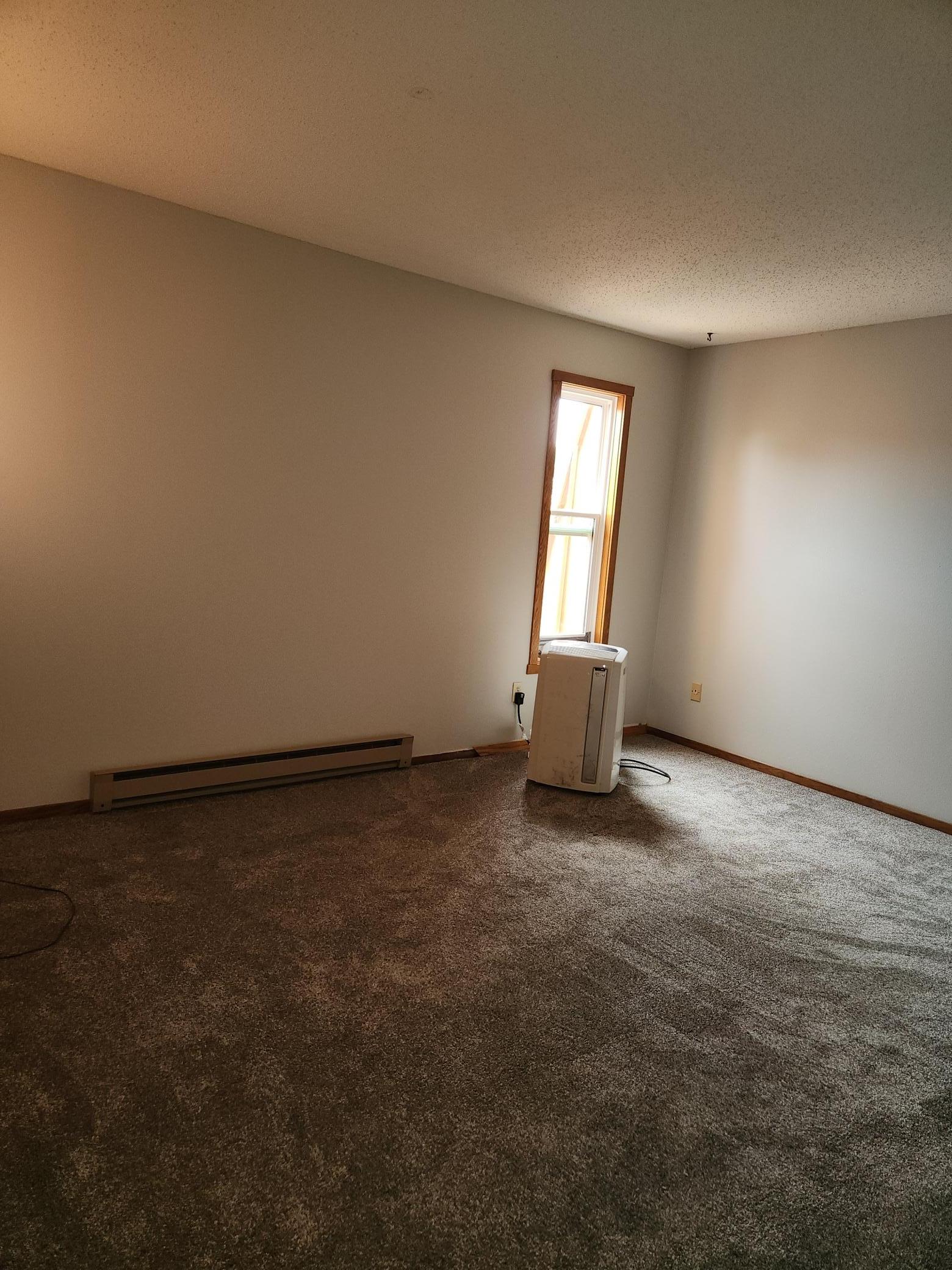 1977 townhouse for sale at 315 12 1/2 Avenue E in West Fargo, ND — 2 bed, 3 bath (photo 9 of 23)