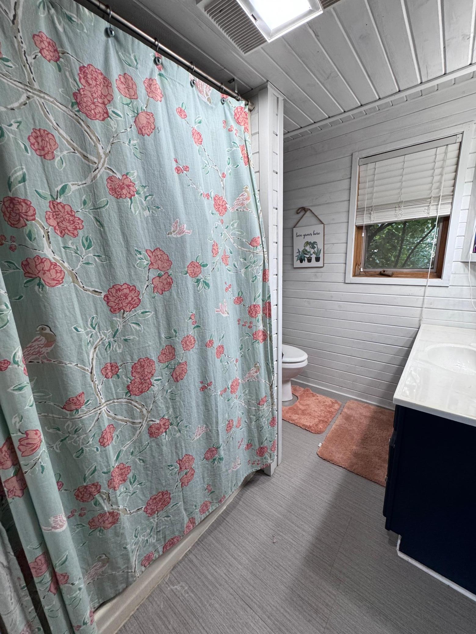 1981 single family home for sale at 1301 Rose Street in Lisbon, ND — 3 bed, 2 bath (photo 14 of 19)