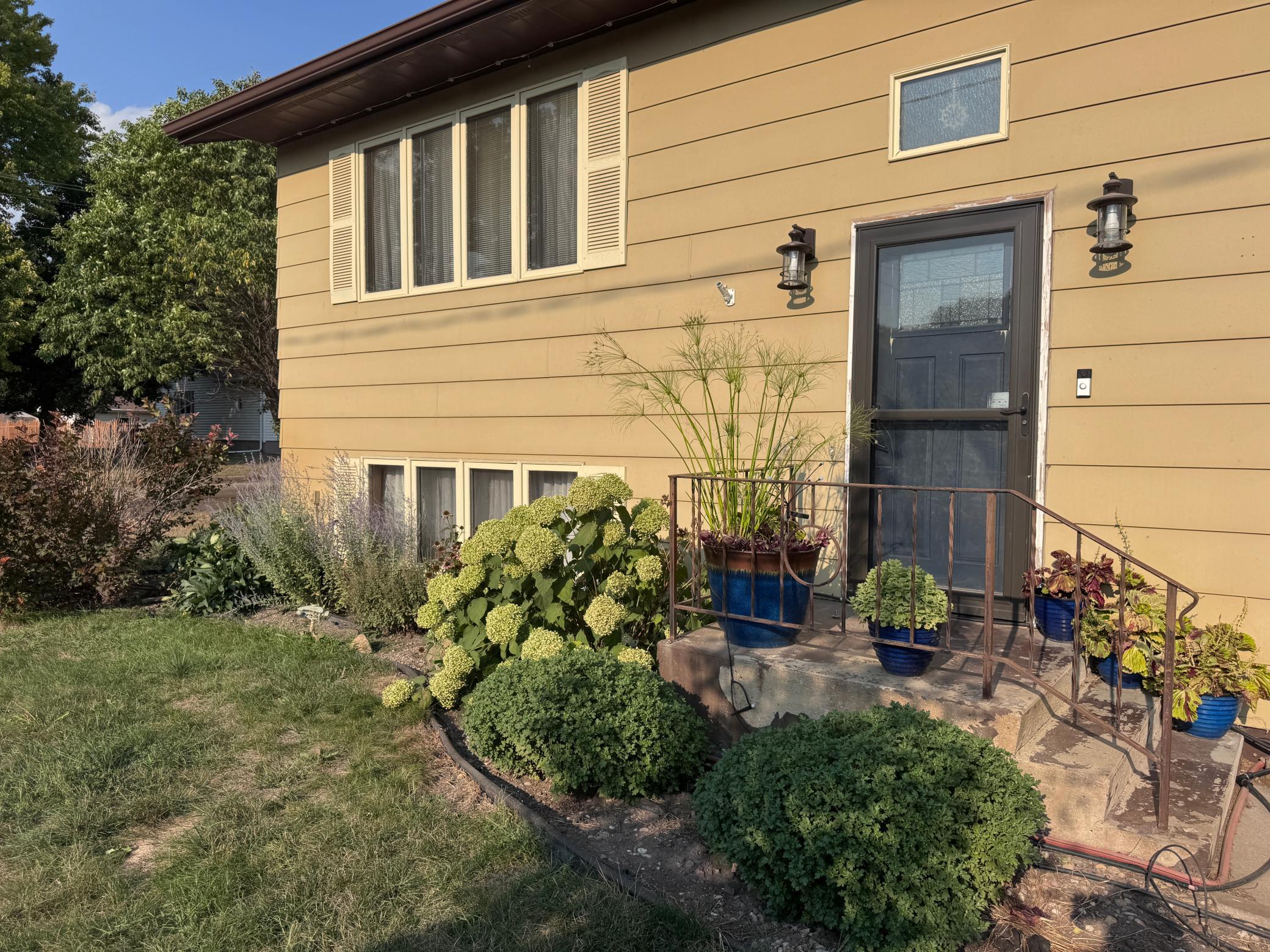 1981 single family home for sale at 1301 Rose Street in Lisbon, ND — 3 bed, 2 bath (photo 16 of 19)
